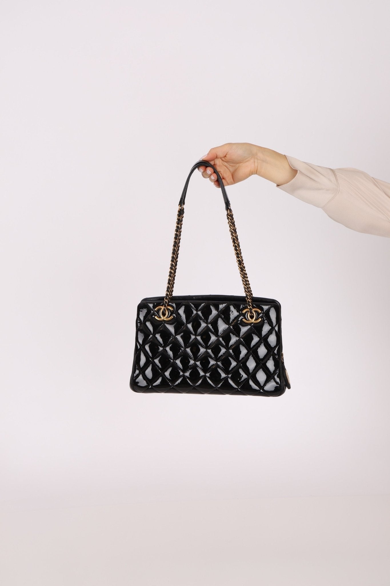 Chanel 2015 Patent Chain Grommet CC Tote - FashioNica