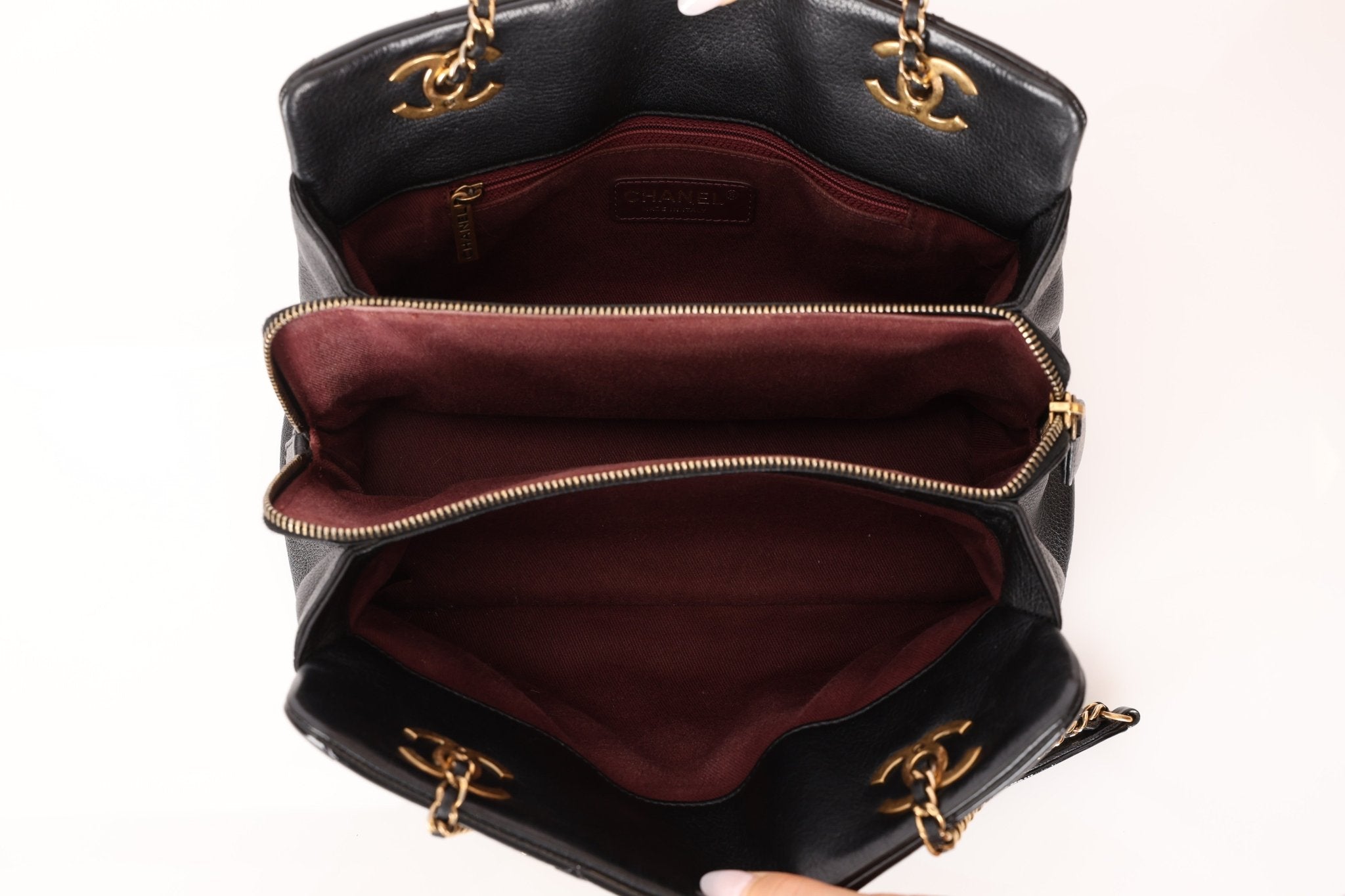 Chanel 2015 Patent Chain Grommet CC Tote - FashioNica