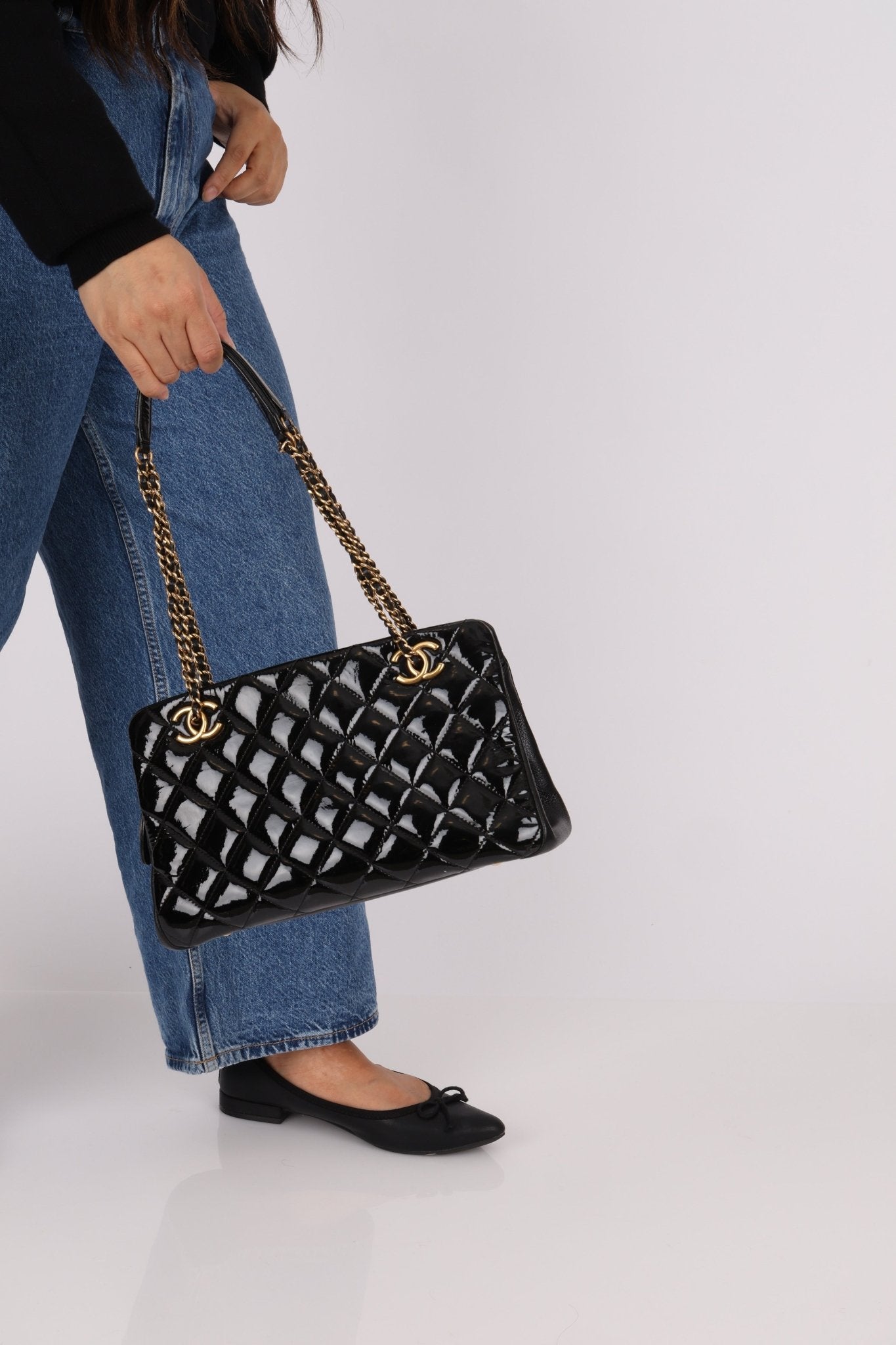 Chanel 2015 Patent Chain Grommet CC Tote - FashioNica