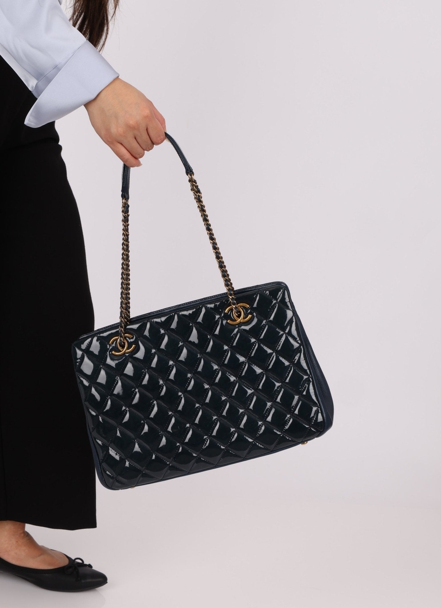 Chanel 2015 Patent Goatskin Medium Navy CC Eyelet Tote - FashioNica