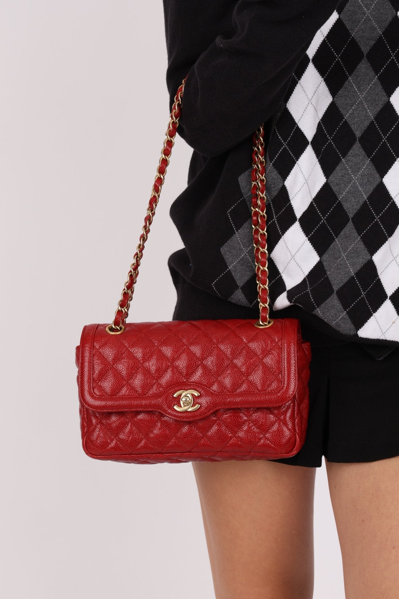 Chanel 2015 Red Caviar Paris Square Single Flap - FashioNica