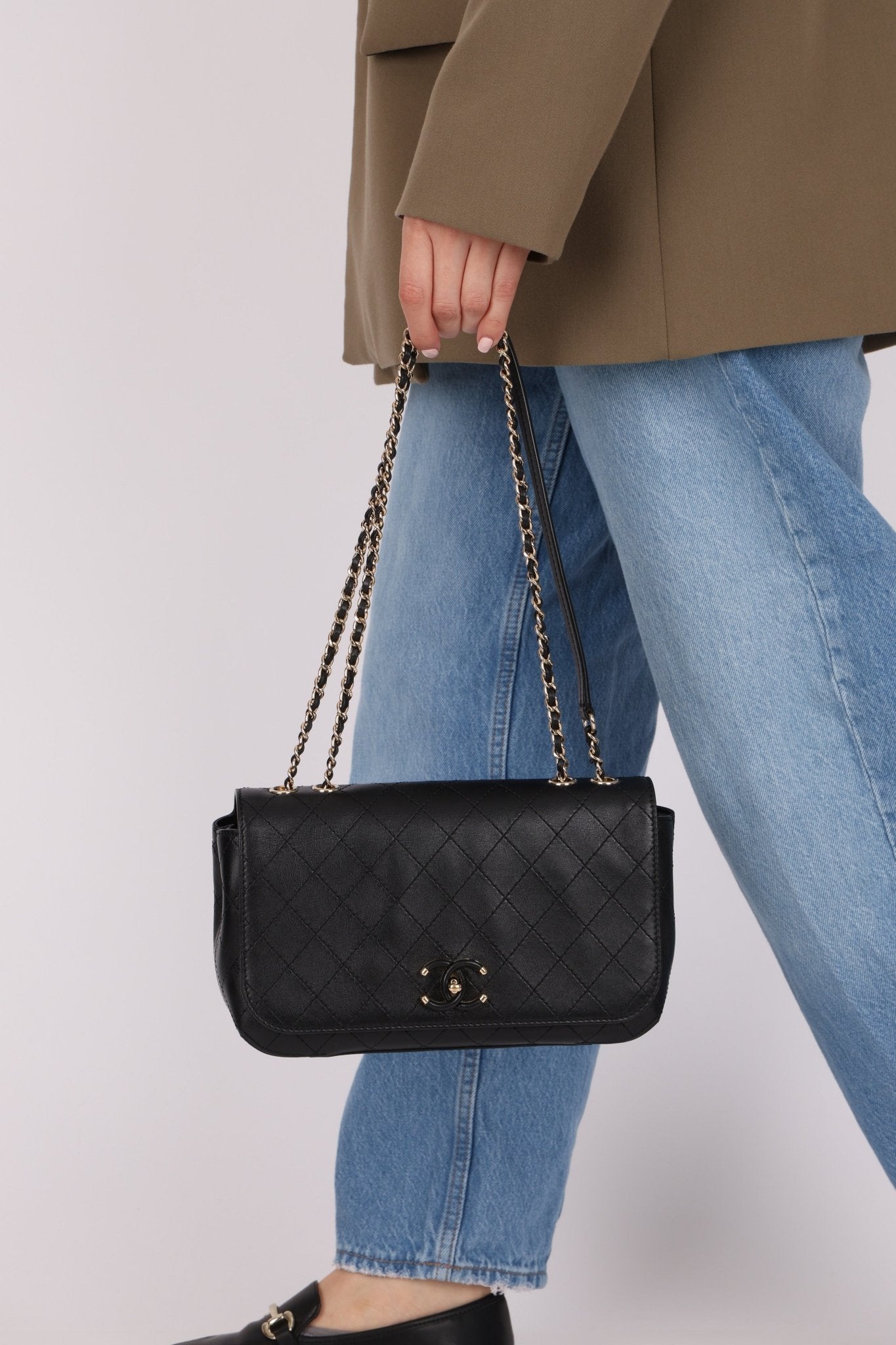 Chanel 2016 Calfskin Stitched CC Case Flap Bag - FashioNica