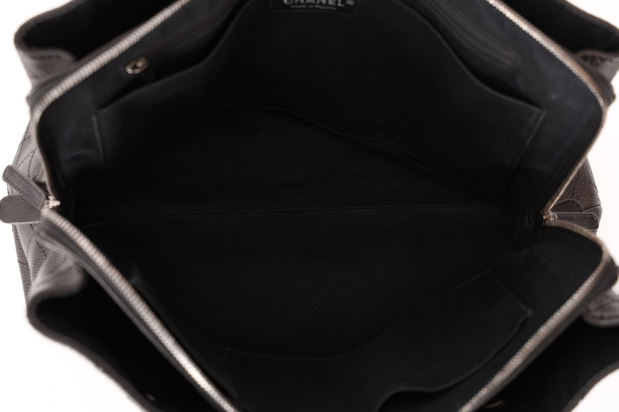 Chanel 2016 Grained Vegetal Calfskin Urban Shopping Tote - FashioNica