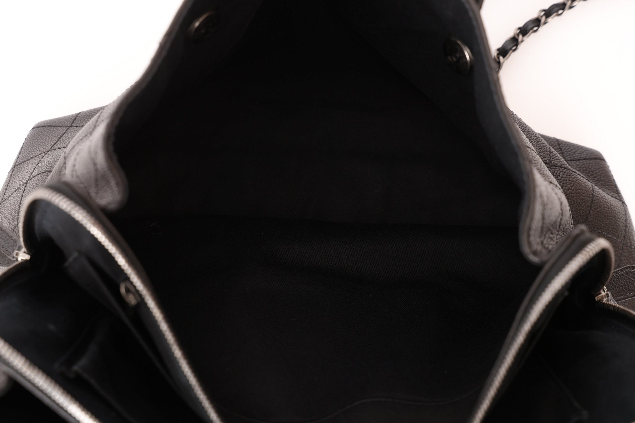 Chanel 2016 Grained Vegetal Calfskin Urban Shopping Tote - FashioNica