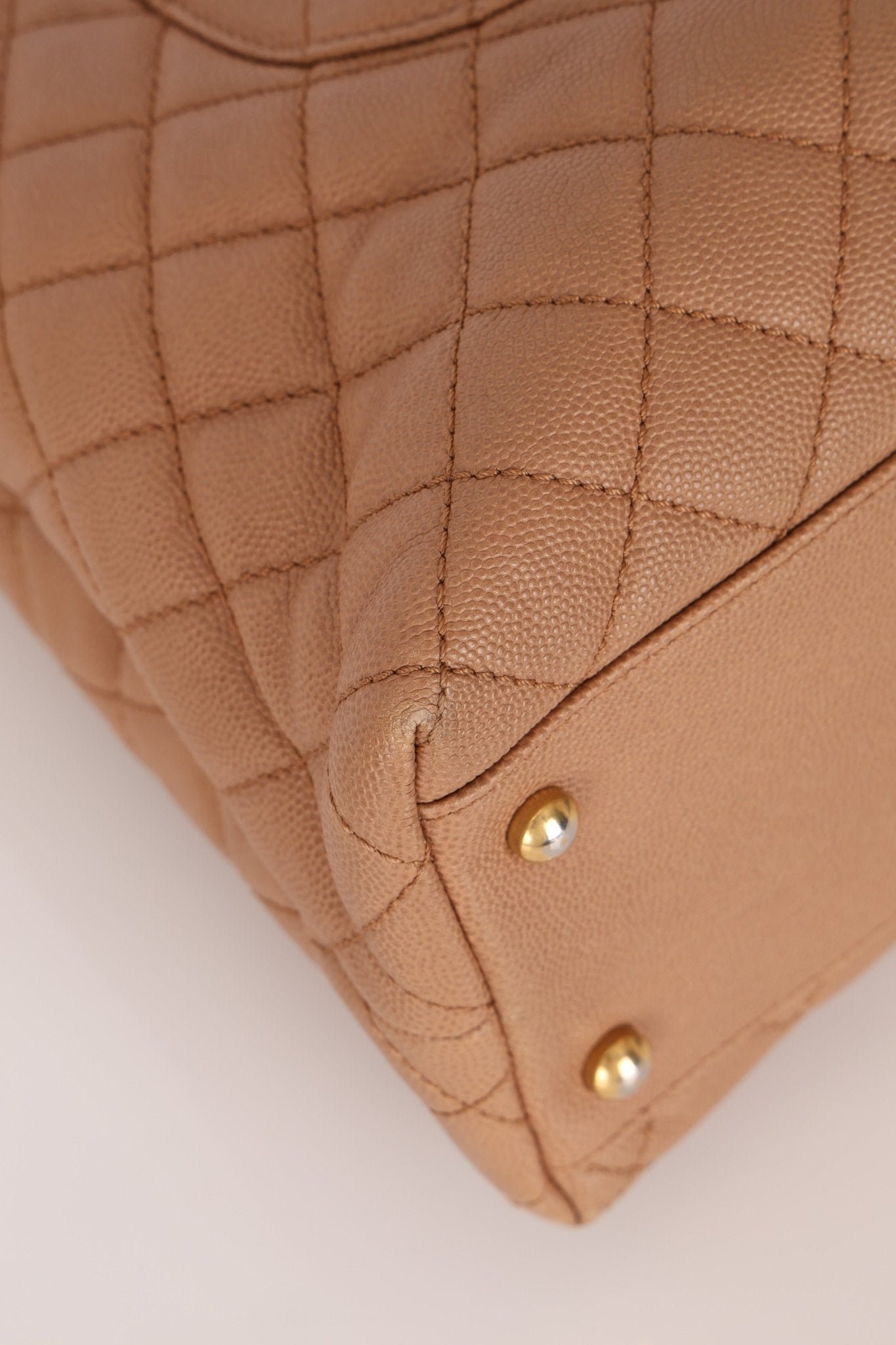 Chanel 2017 Beige Caviar Lizard Kelly Coco Handle - FashioNica