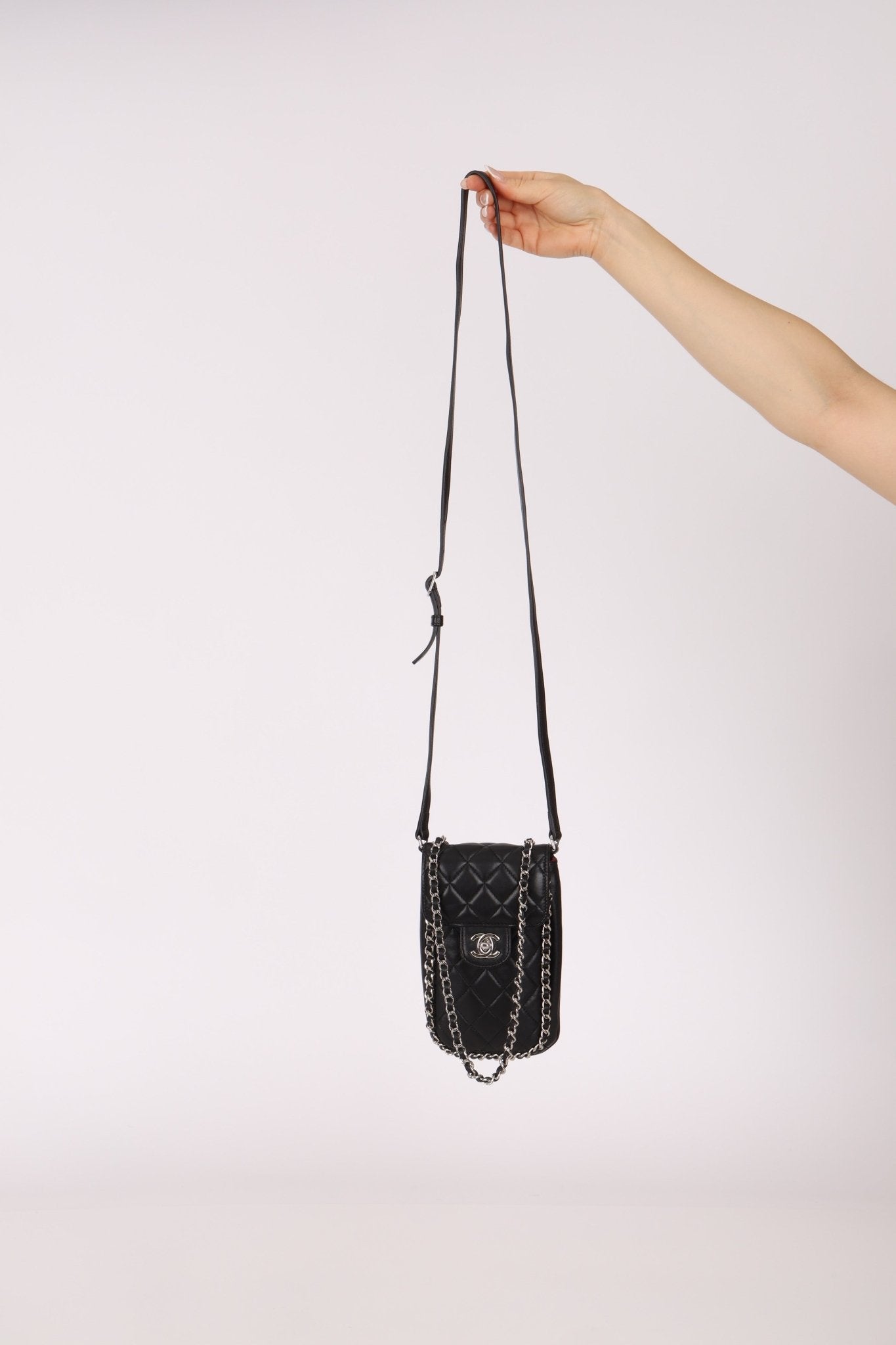 Chanel 2017 Lambskin Quilted Turnlock Chain Around Flap Crossbody - FashioNica