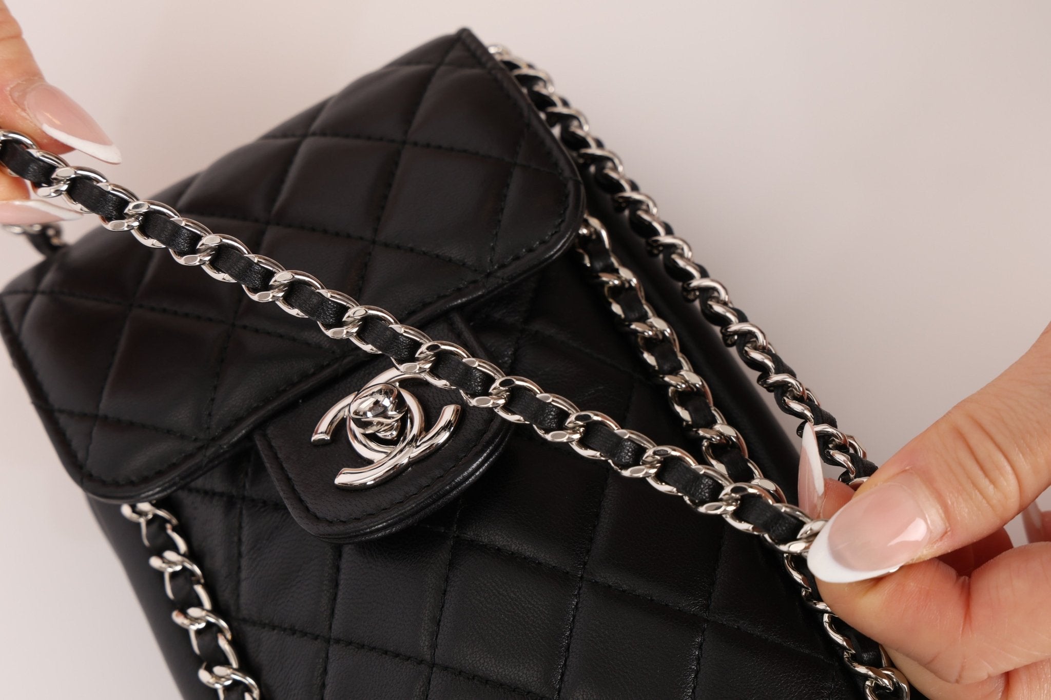 Chanel 2017 Lambskin Quilted Turnlock Chain Around Flap Crossbody - FashioNica