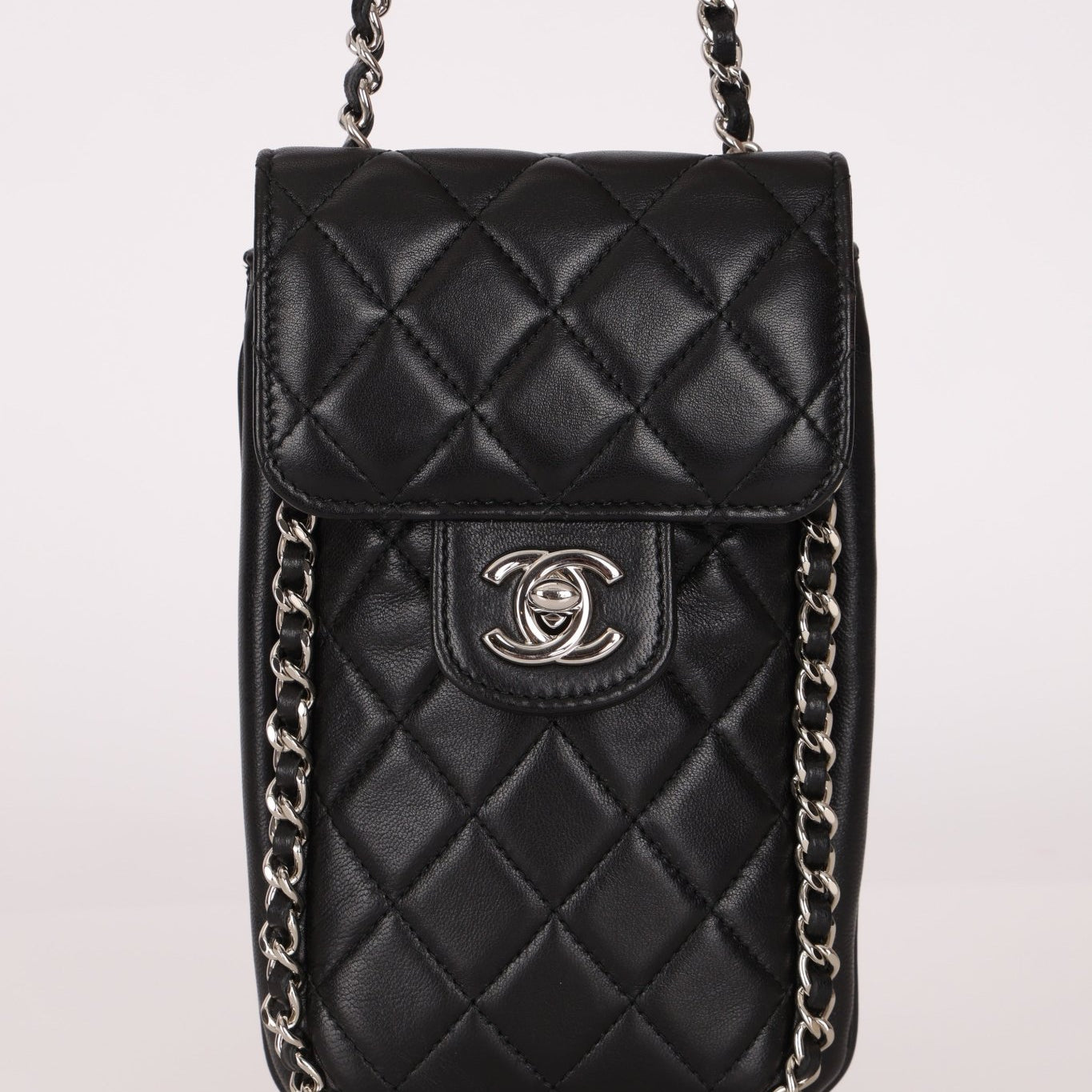 Chanel 2017 Lambskin Quilted Turnlock Chain Around Flap Crossbody - FashioNica