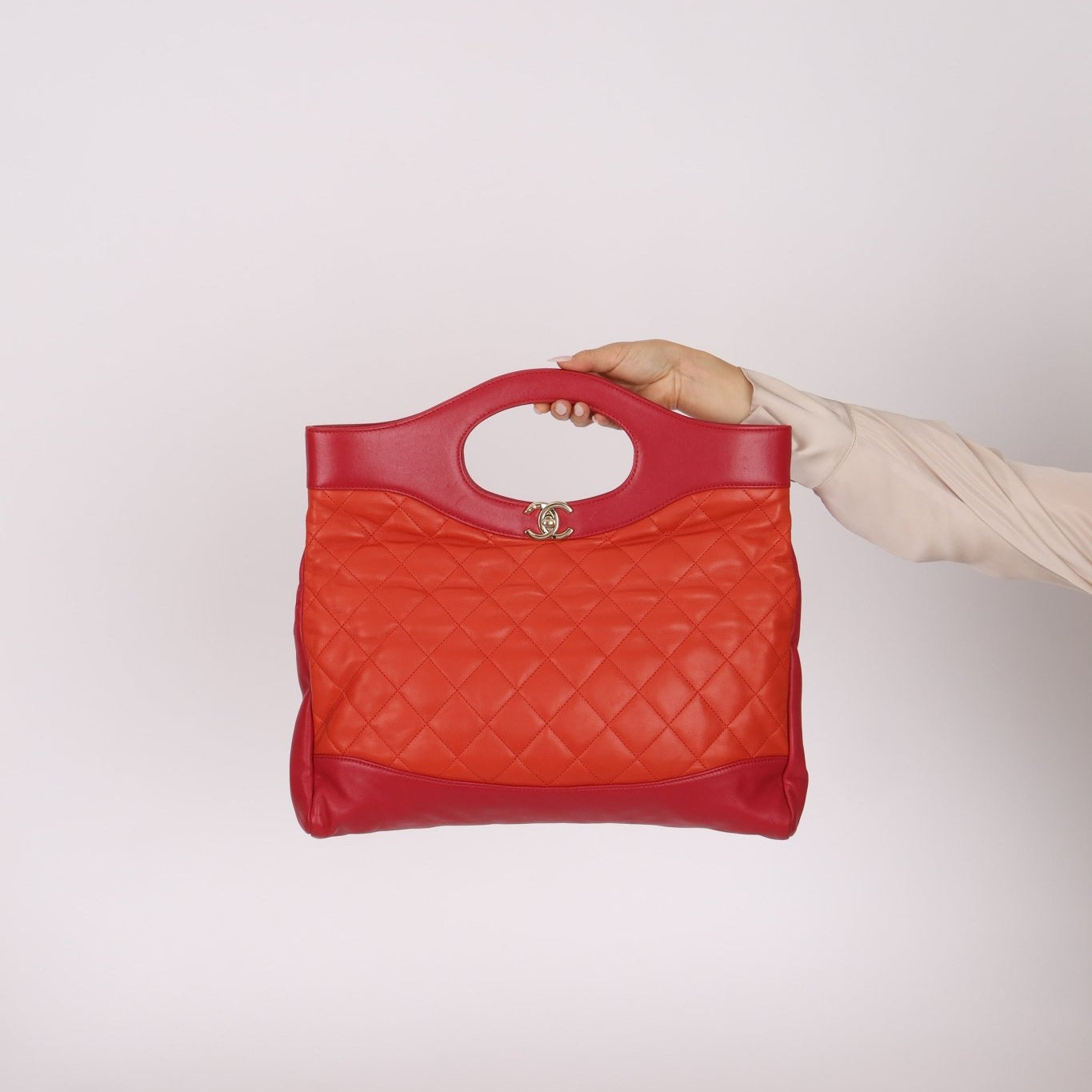 Chanel 2018 31 Lambskin Turnlock Shopping Bag - FashioNica