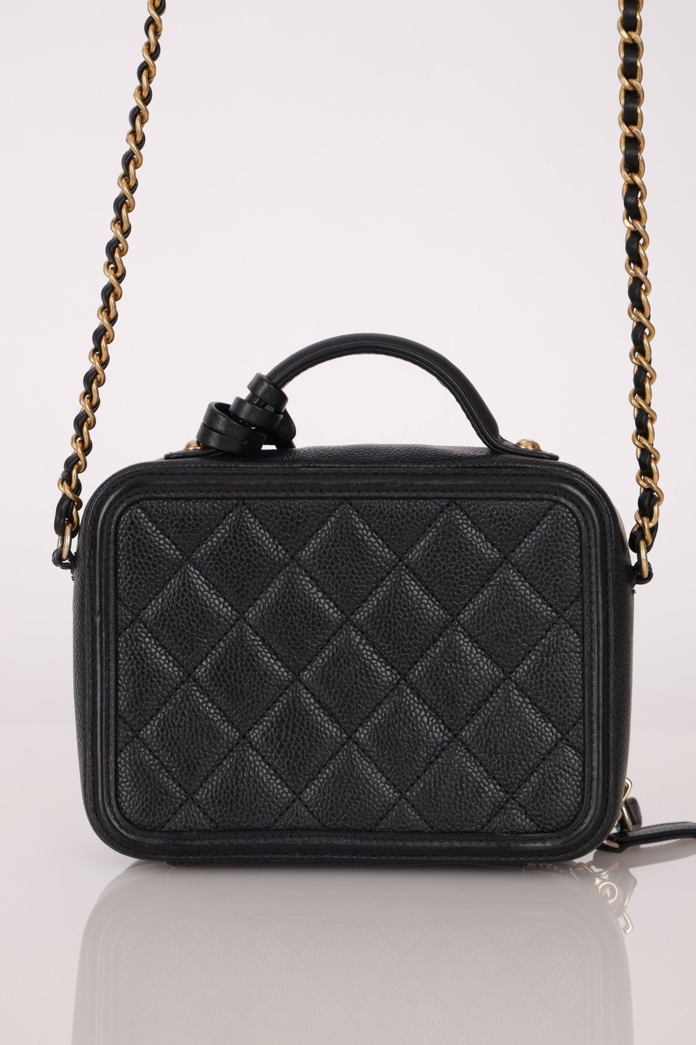 Chanel 2018 Caviar Filigree Small Vanity Case GHW - FashioNica