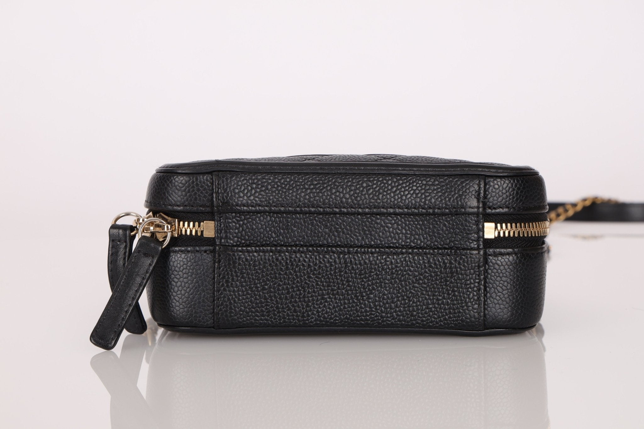 Chanel 2018 Caviar Filigree Small Vanity Case GHW - FashioNica