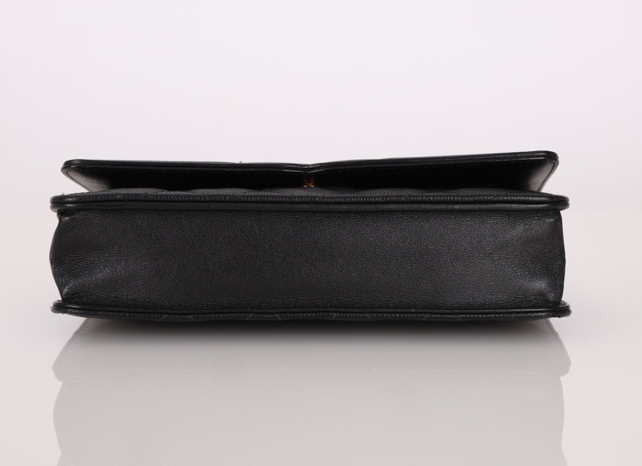 Chanel 2018 Caviar Filigree Wallet on Chain - FashioNica