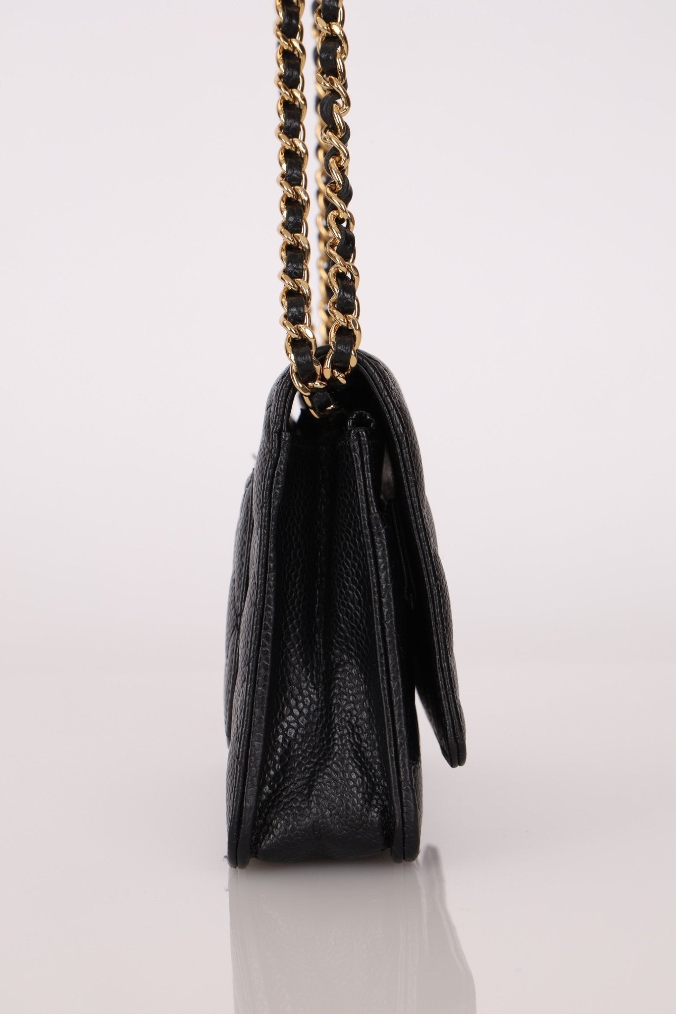 Chanel 2018 Caviar Wallet on Chain - FashioNica