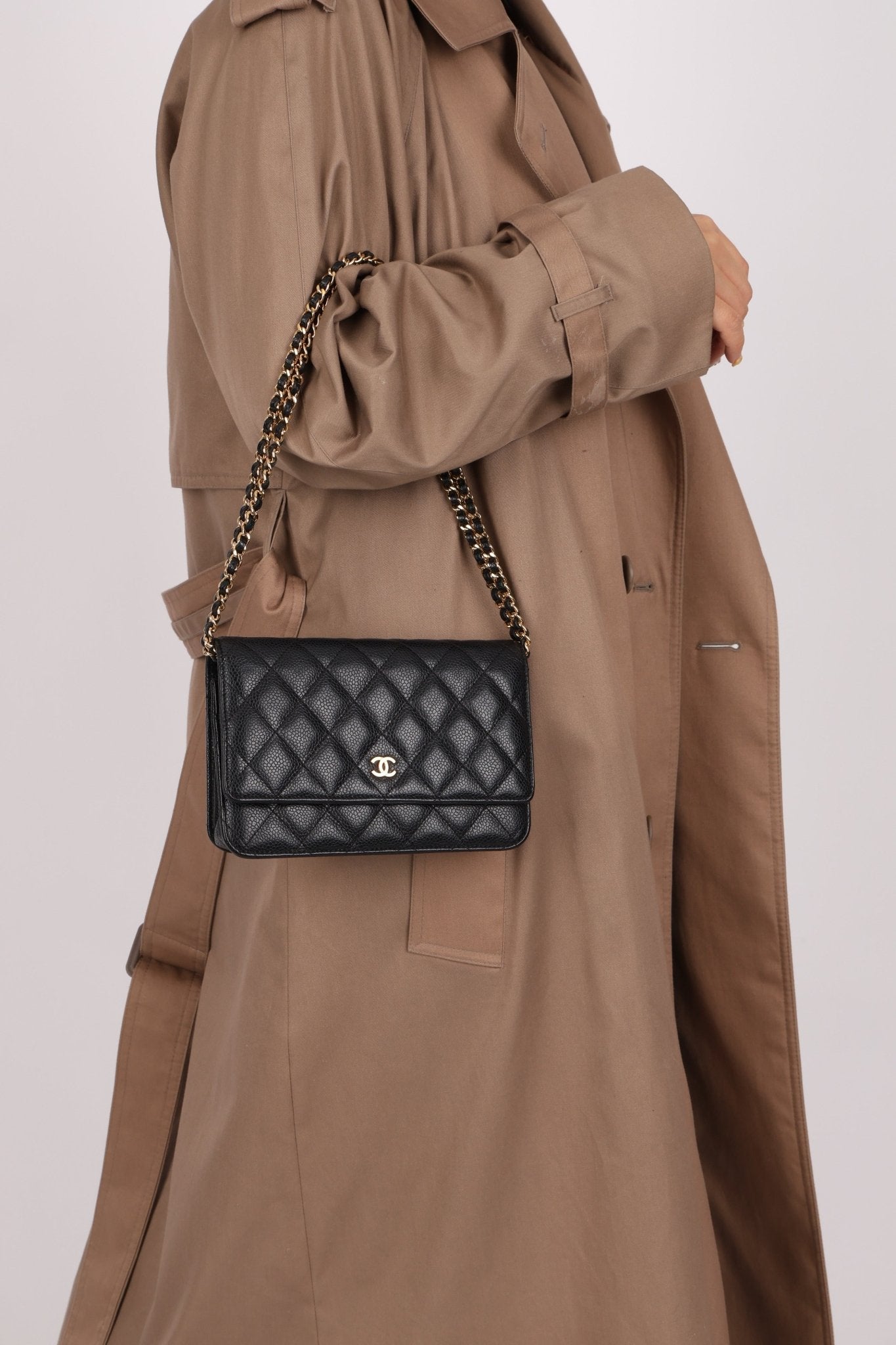 Chanel 2018 Caviar Wallet on Chain - FashioNica