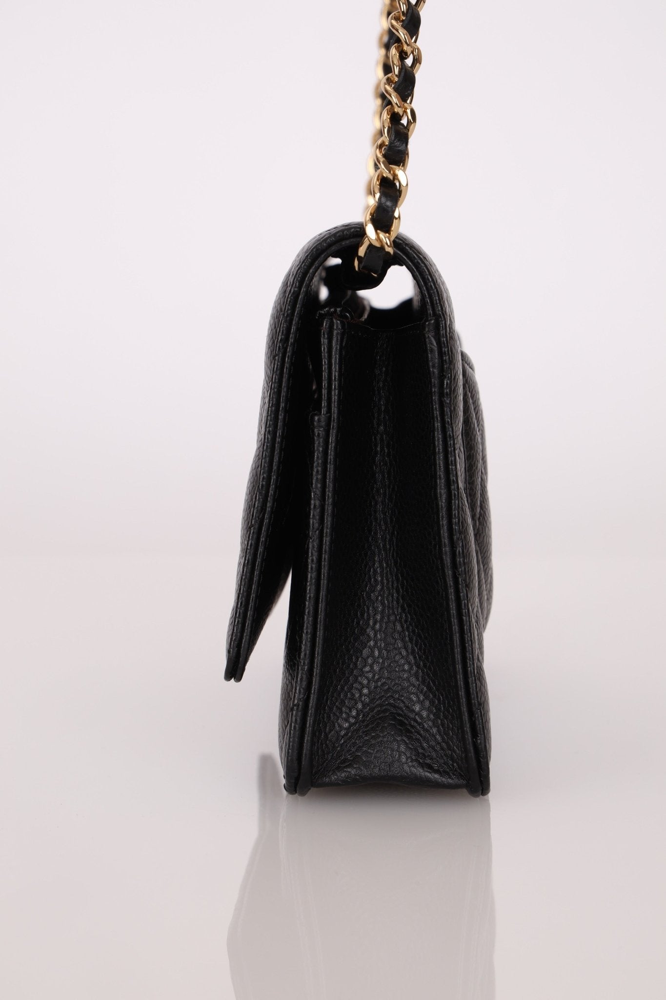 Chanel 2018 Caviar Wallet on Chain - FashioNica