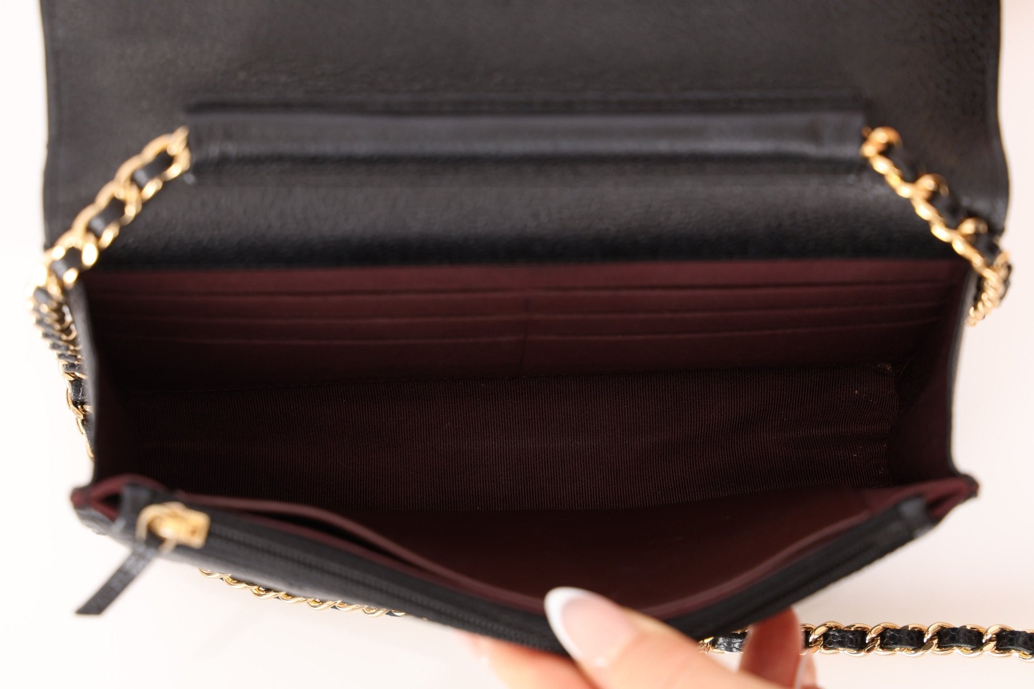 Chanel 2018 Caviar Wallet on Chain - FashioNica