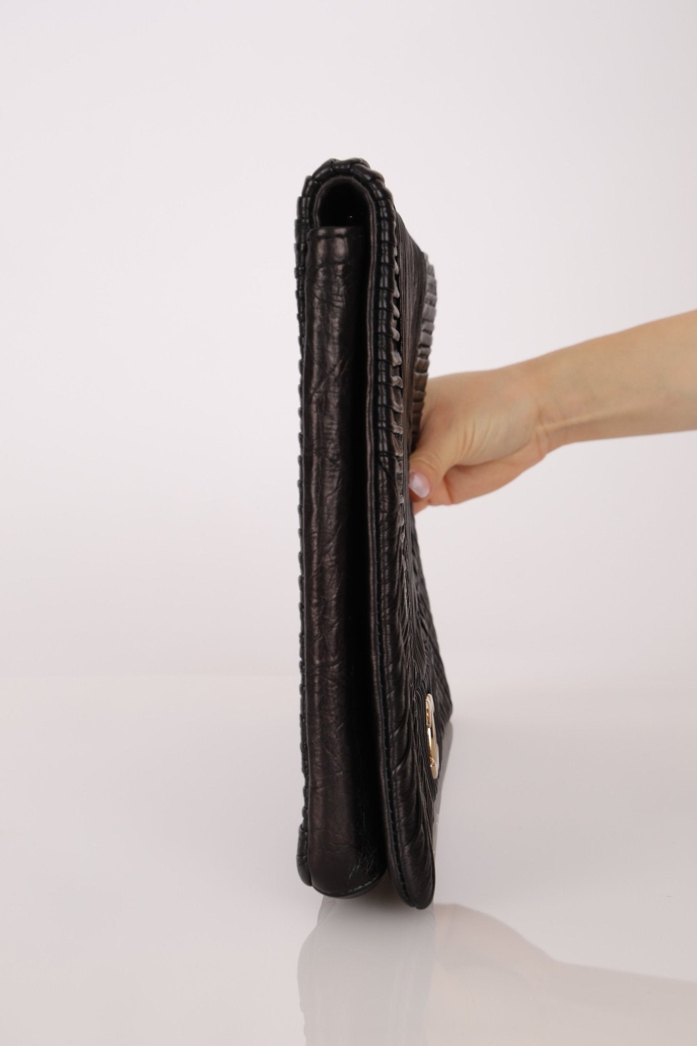 Chanel 2018 Crumpled Calfskin Coco Pleats Clutch GHW - FashioNica