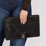 Chanel 2018 Crumpled Calfskin Coco Pleats Clutch GHW - FashioNica