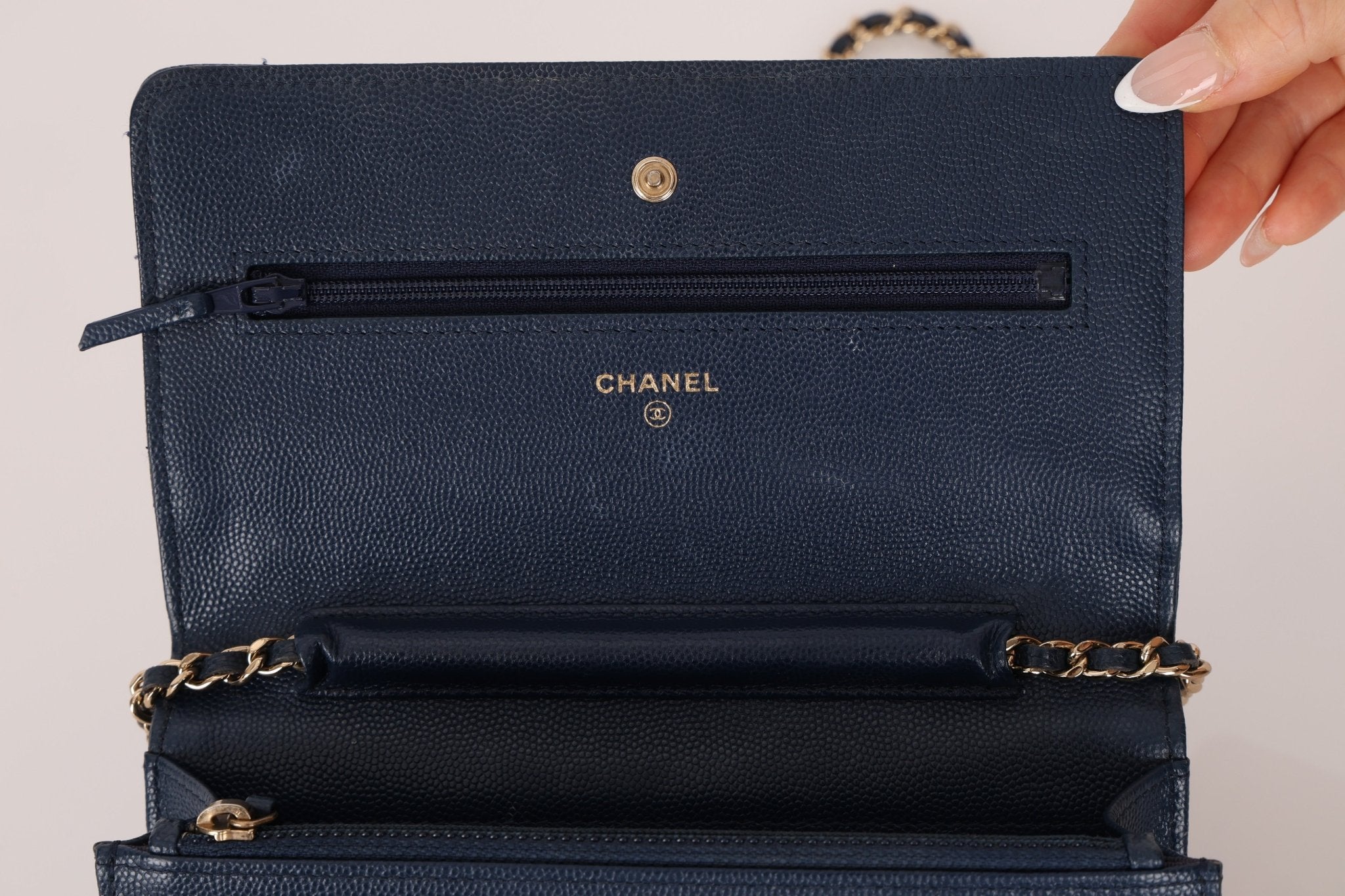 Chanel 2018 Dark Navy Caviar Wallet on Chain GHW - FashioNica