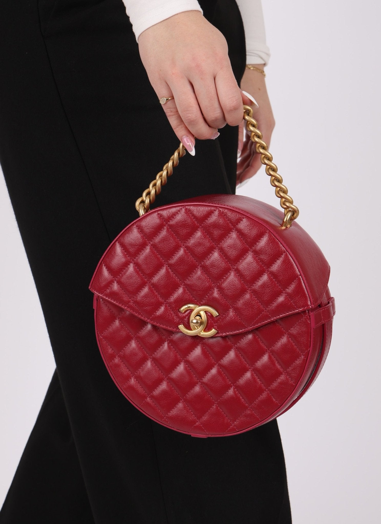 Chanel 2018 Glazed Calfskin Round Top Handle Crossbody - FashioNica