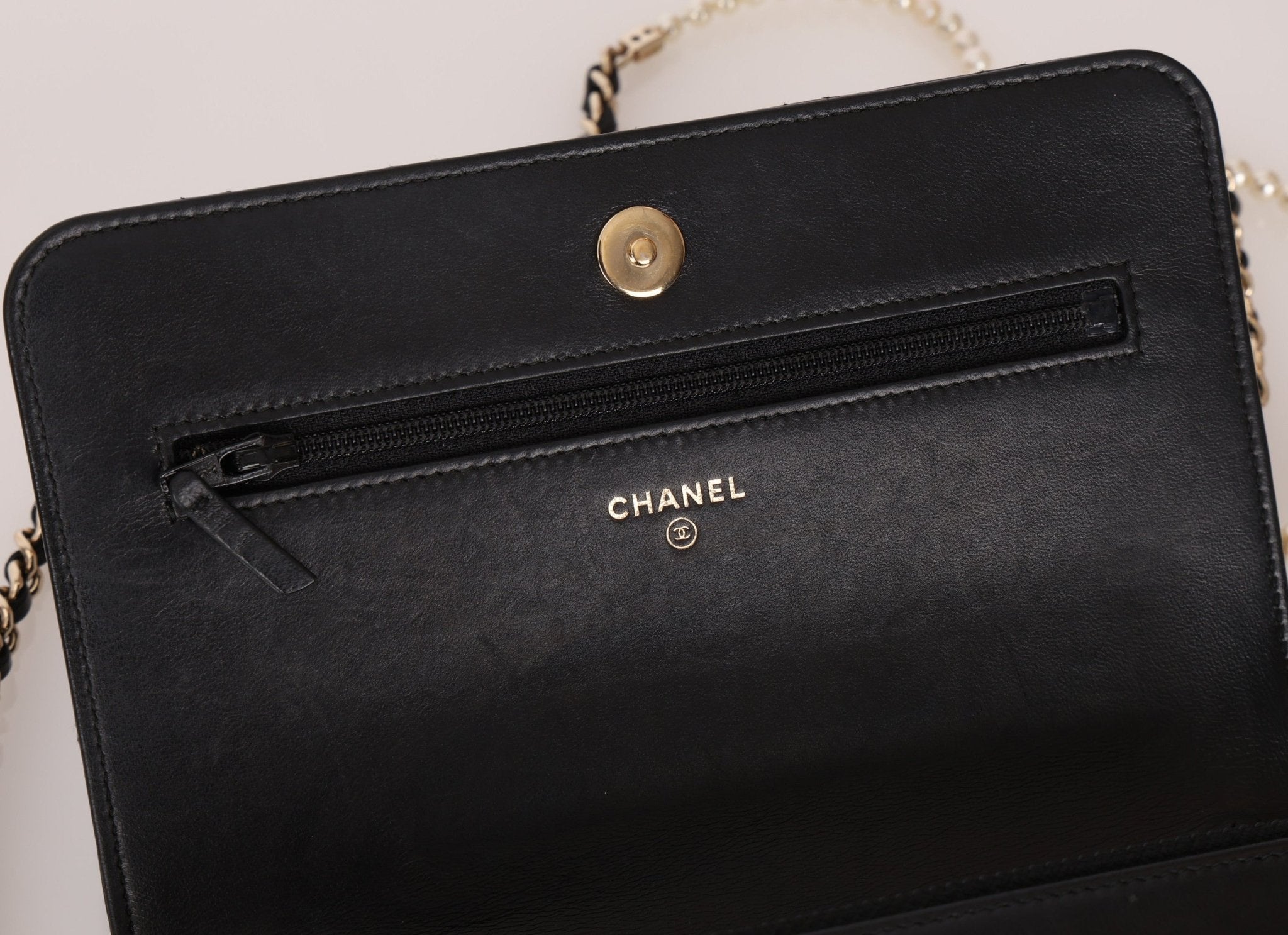 Chanel 2018 Lambskin Pearl Chain Wallet on Chain - FashioNica