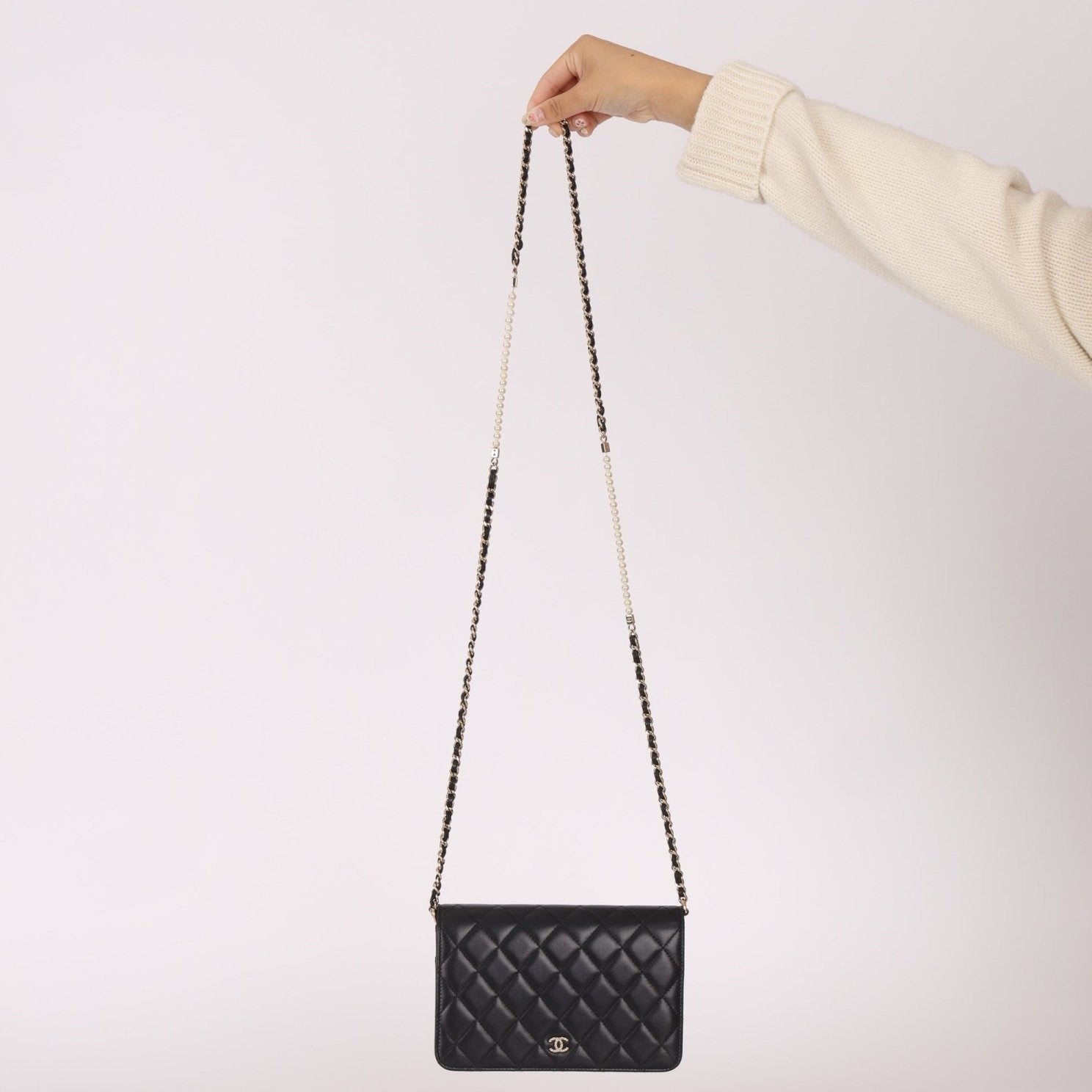Chanel 2018 Lambskin Pearl Chain Wallet on Chain - FashioNica