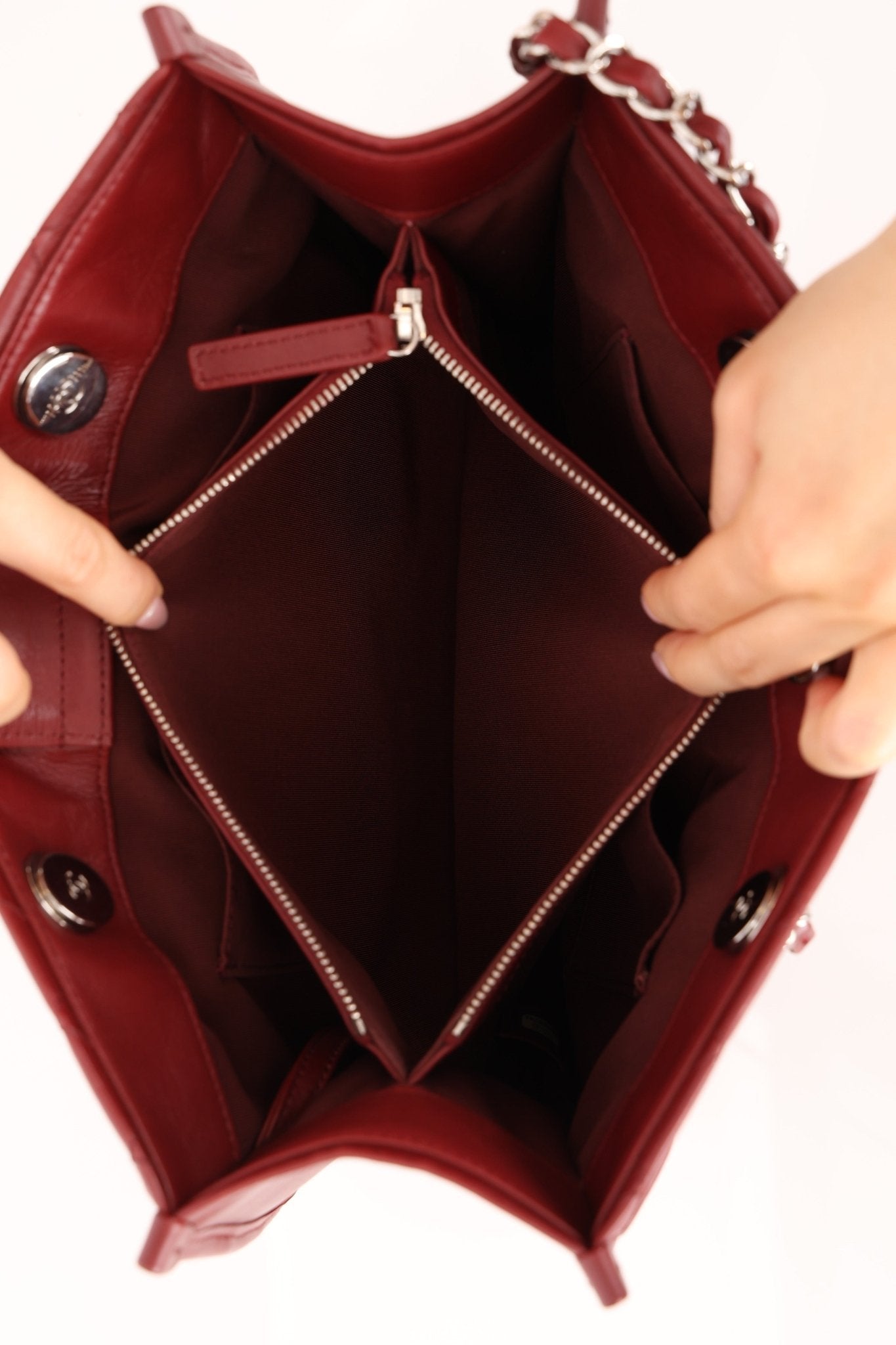 Chanel 2018 Quilted Aged Calfskin Urban Companion Shopper Tote - FashioNica