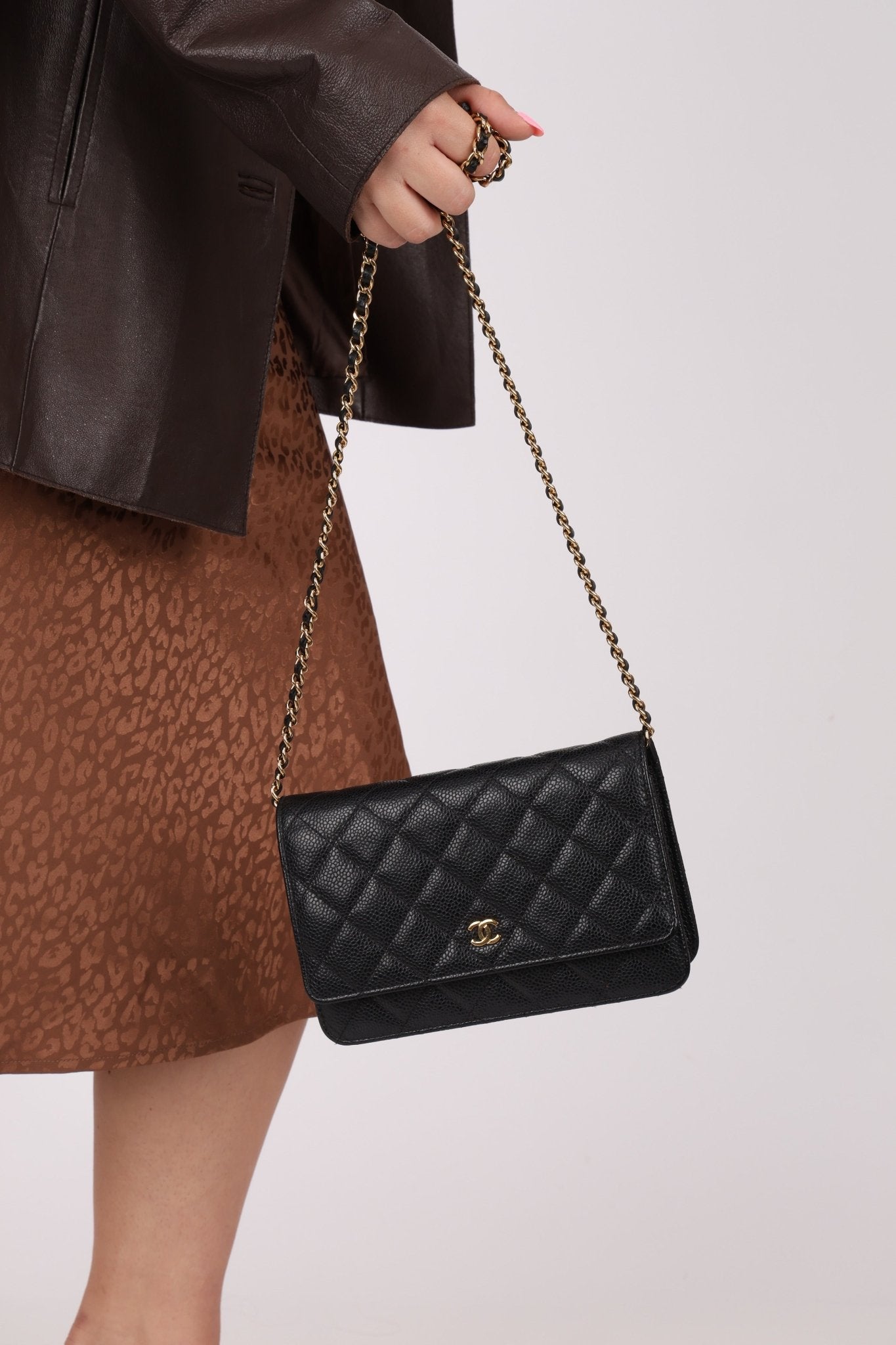 Chanel 2019 Black Caviar Wallet on Chain - FashioNica
