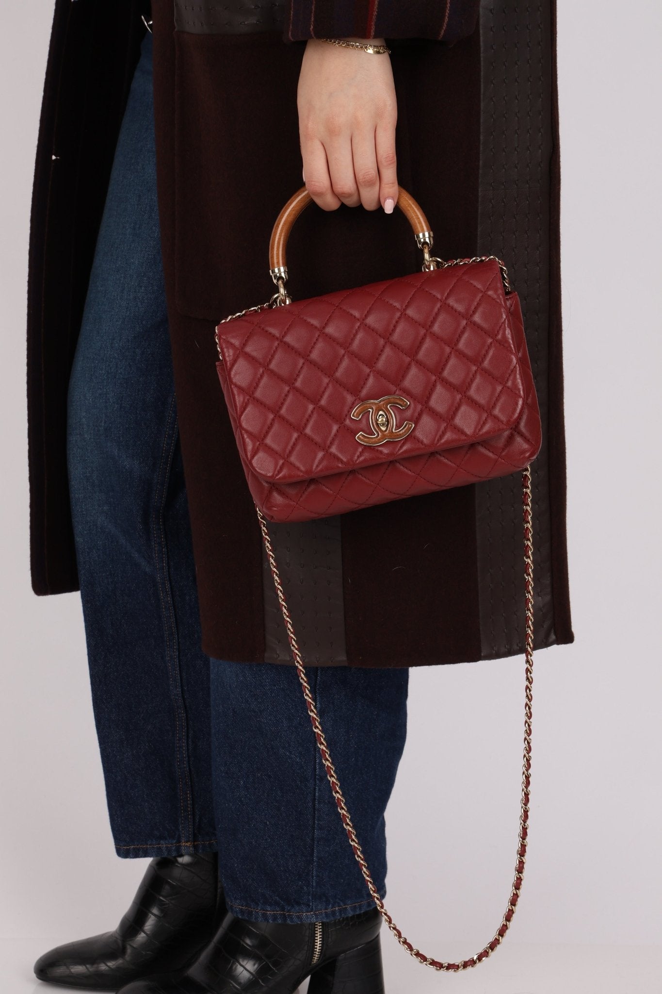 Chanel 2019 Bordeaux Knock On Wood Coco Handle Flap - FashioNica