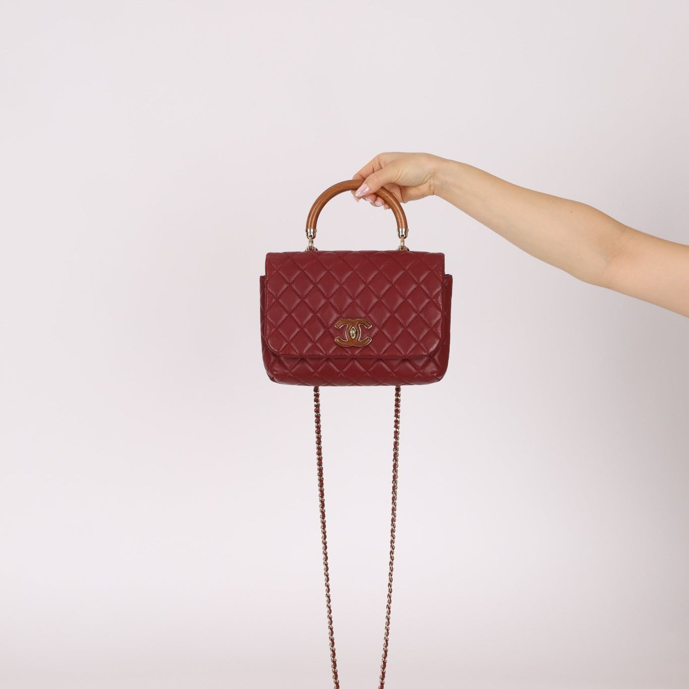 Chanel 2019 Bordeaux Knock On Wood Coco Handle Flap - FashioNica