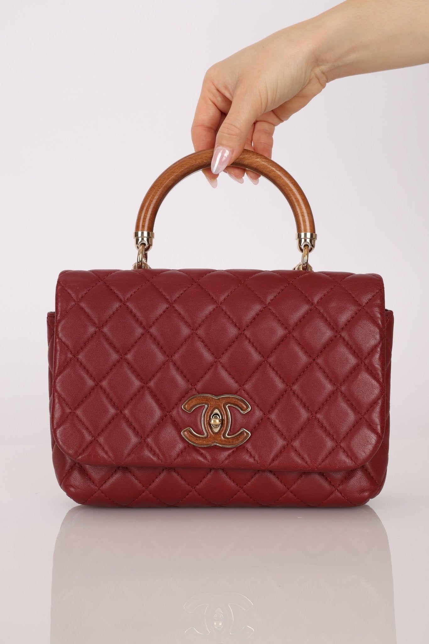 Chanel 2019 Bordeaux Knock On Wood Coco Handle Flap - FashioNica