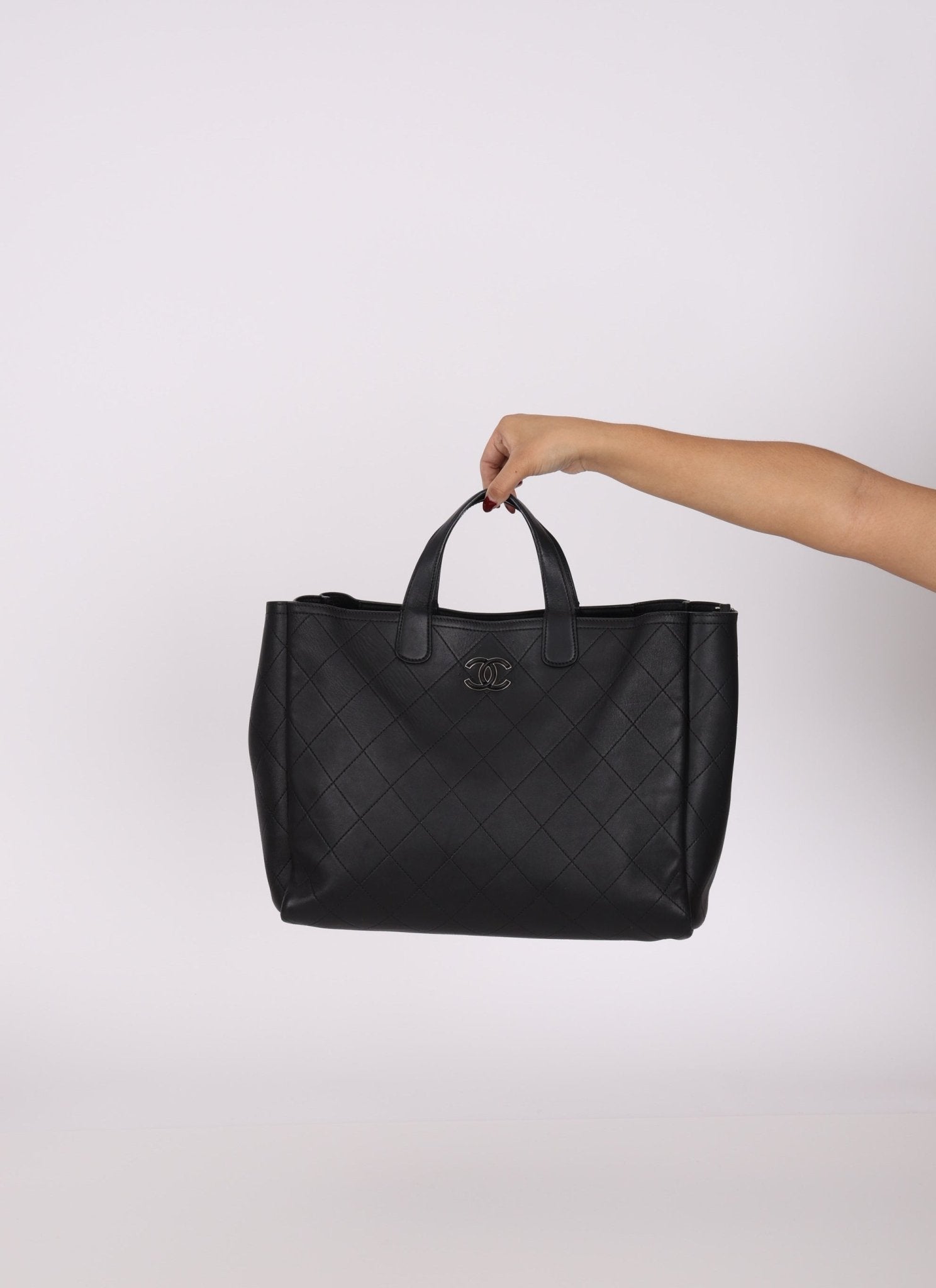 Chanel 2019 Bullskin Chain Shopper Tote - FashioNica