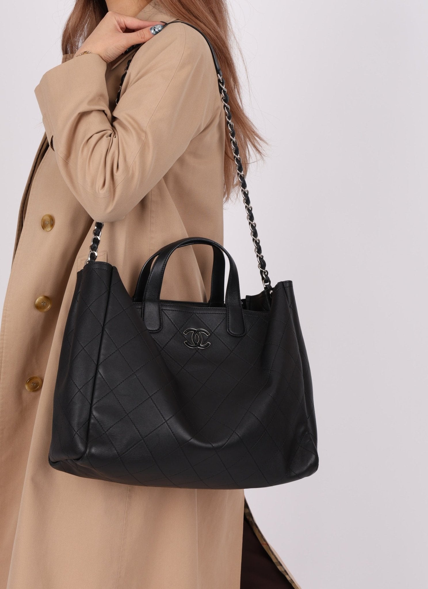 Chanel 2019 Bullskin Chain Shopper Tote - FashioNica