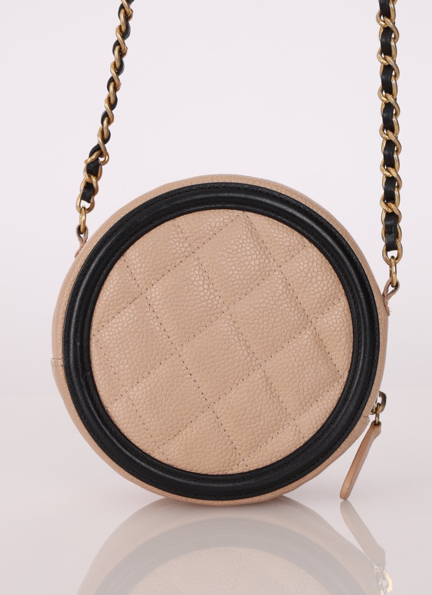 Chanel 2019 Caviar Filigree Round Crossbody - FashioNica