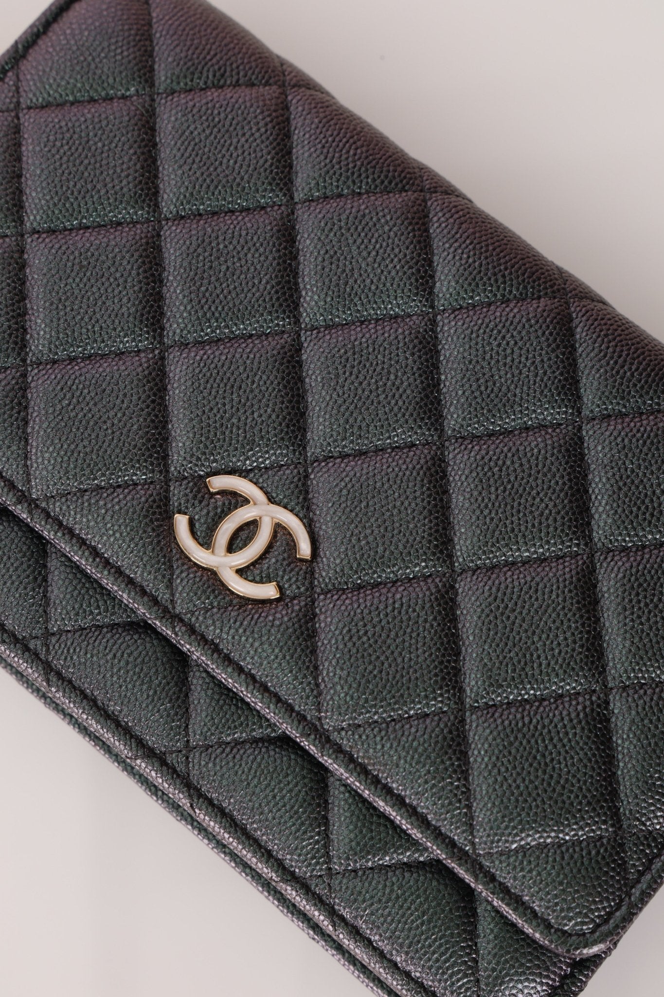 Chanel 2019 Caviar Iridescent Wallet on Chain GHW - FashioNica