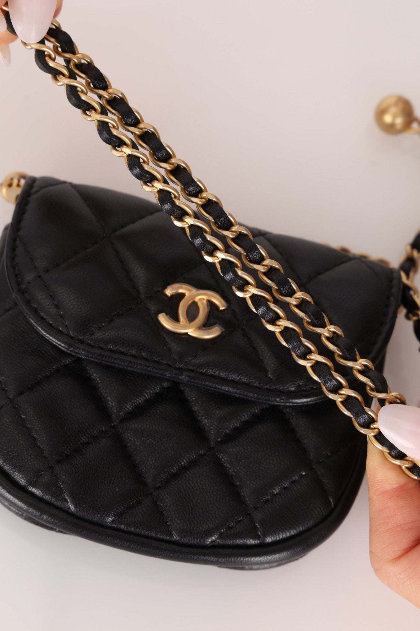Chanel 2019 Lambskin Pearl Crush Waist Bag - FashioNica
