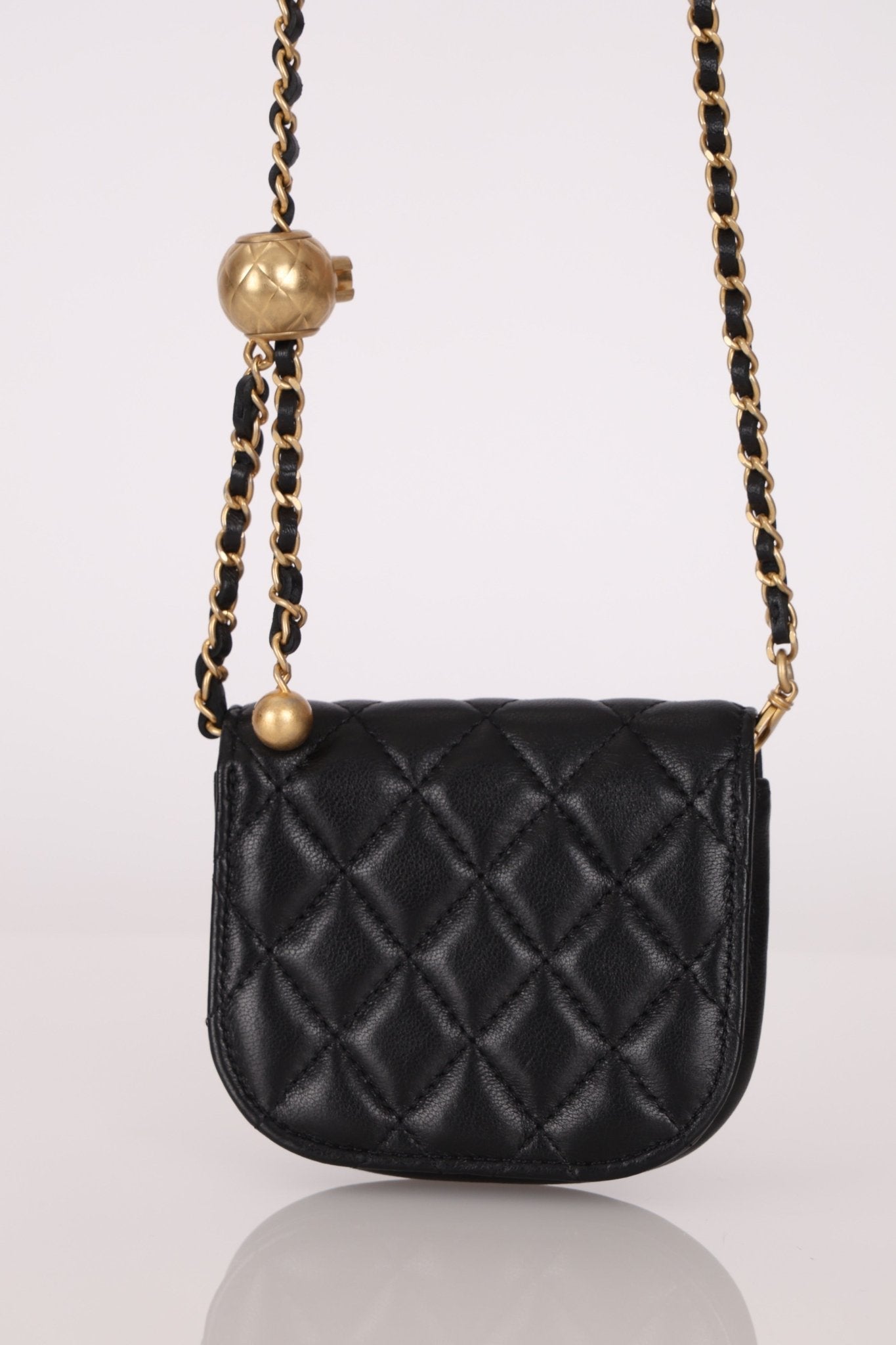 Chanel 2019 Lambskin Pearl Crush Waist Bag - FashioNica