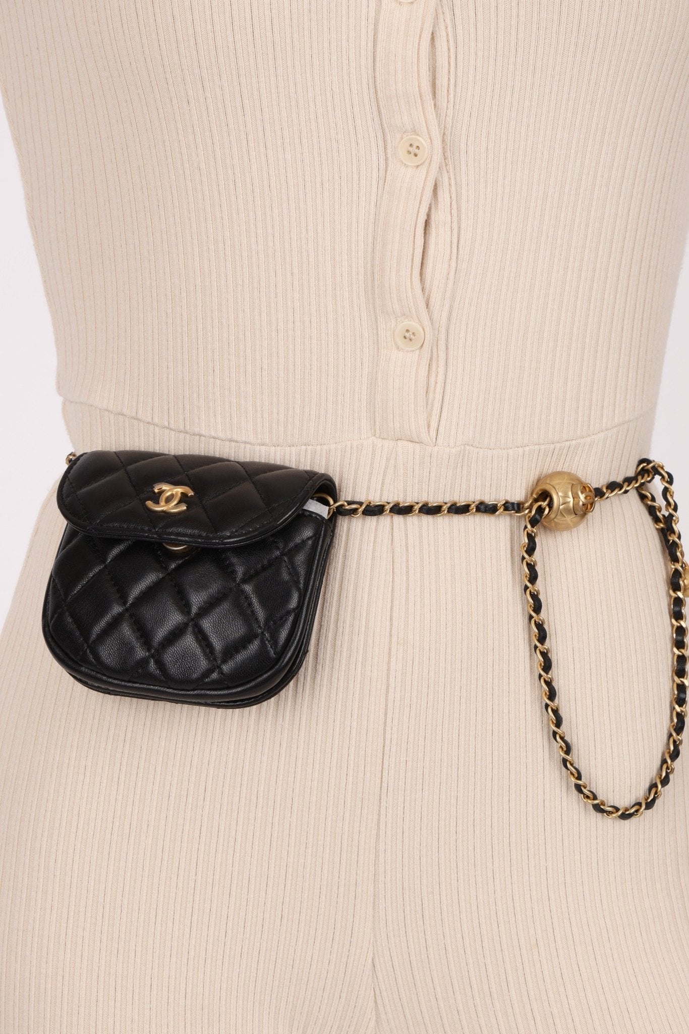 Chanel 2019 Lambskin Pearl Crush Waist Bag - FashioNica