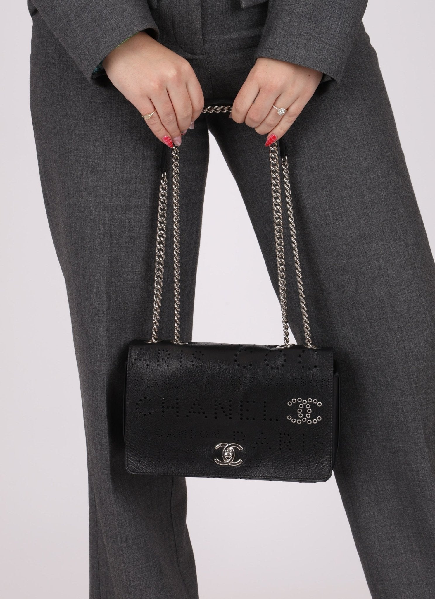 Chanel 2019 Logo Flap Bag with Chanel Tweed Pouch - FashioNica