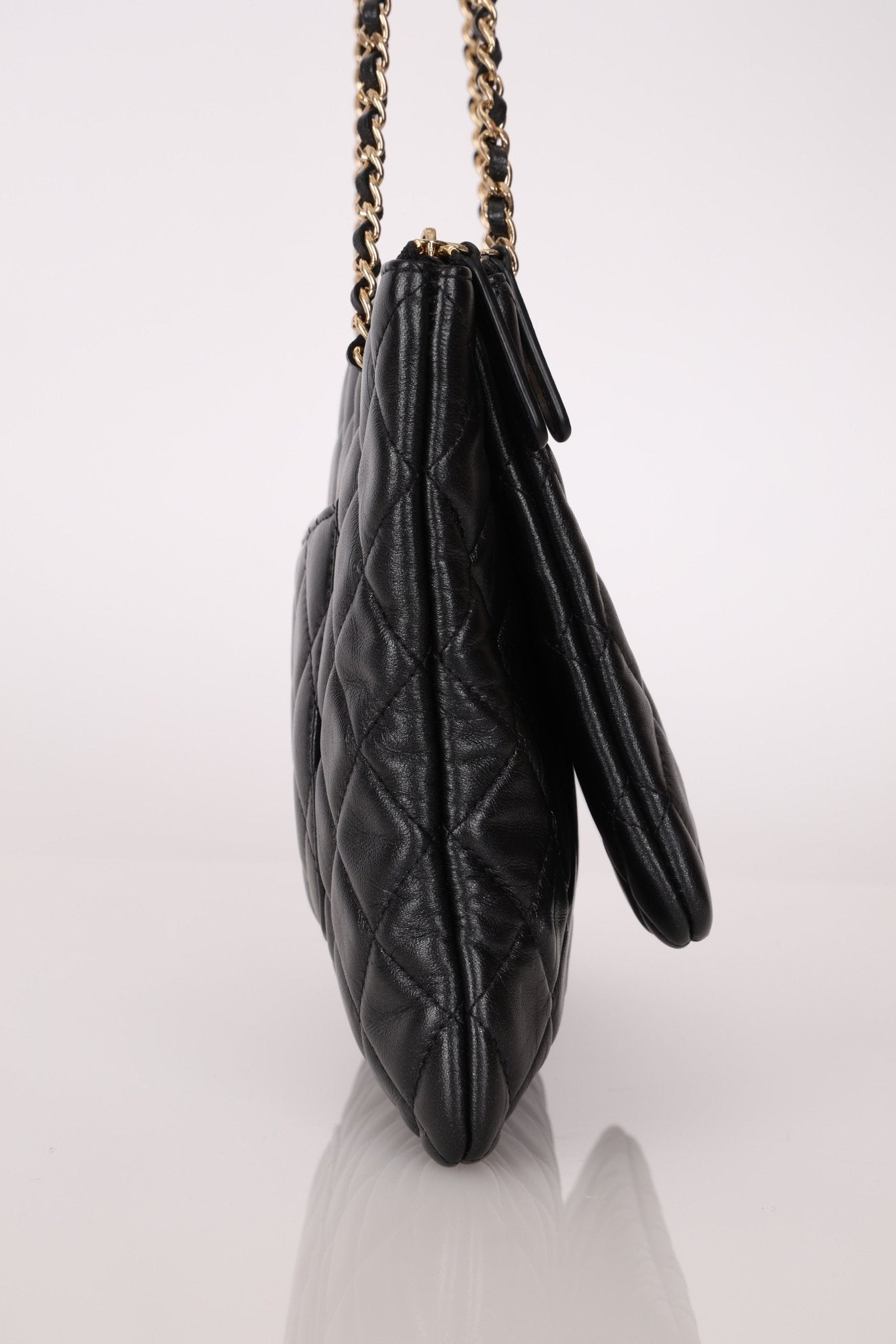 Chanel 2019 Shiny Lambskin Quilted Medium Double Case With Strap - FashioNica