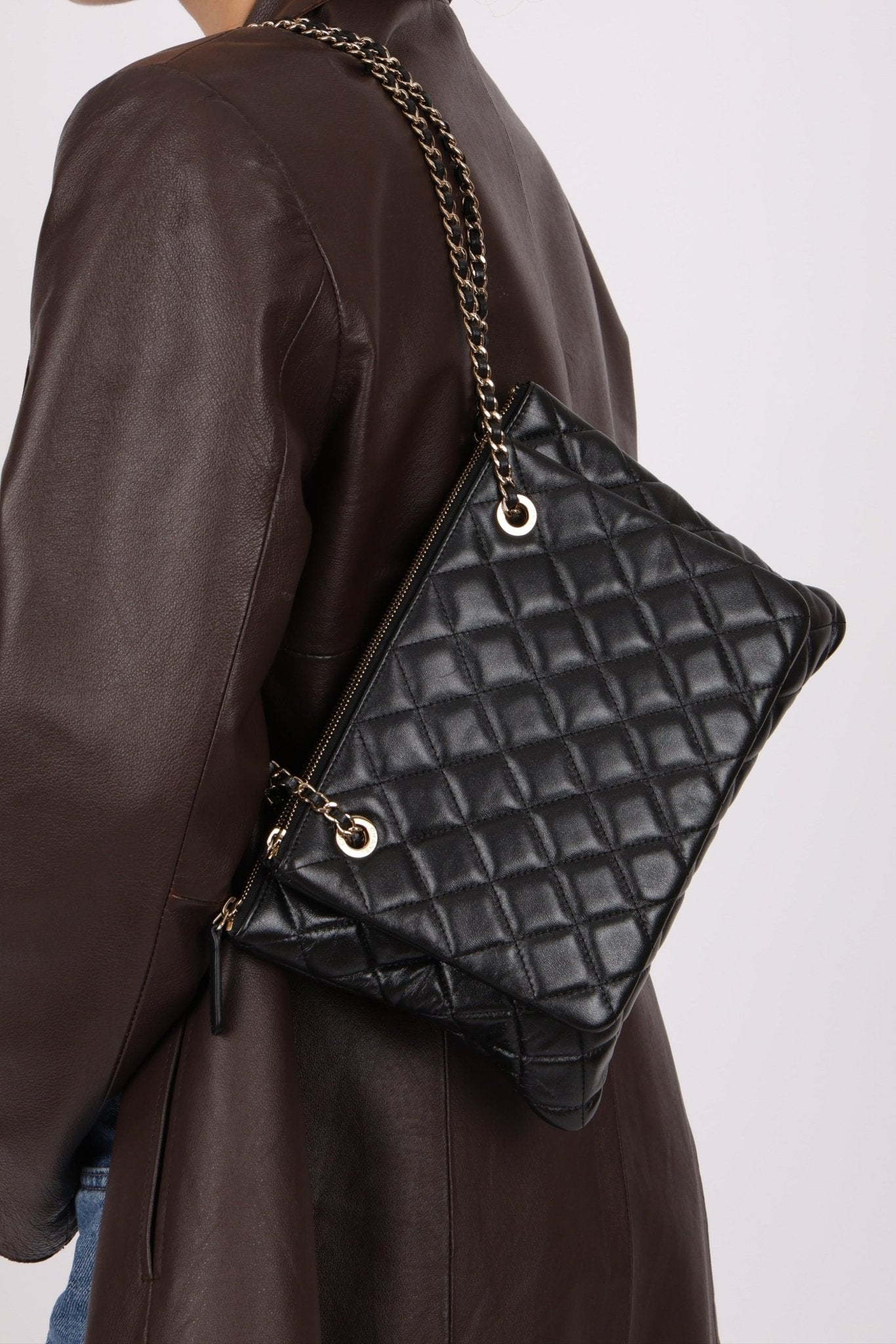 Chanel 2019 Shiny Lambskin Quilted Medium Double Case With Strap - FashioNica