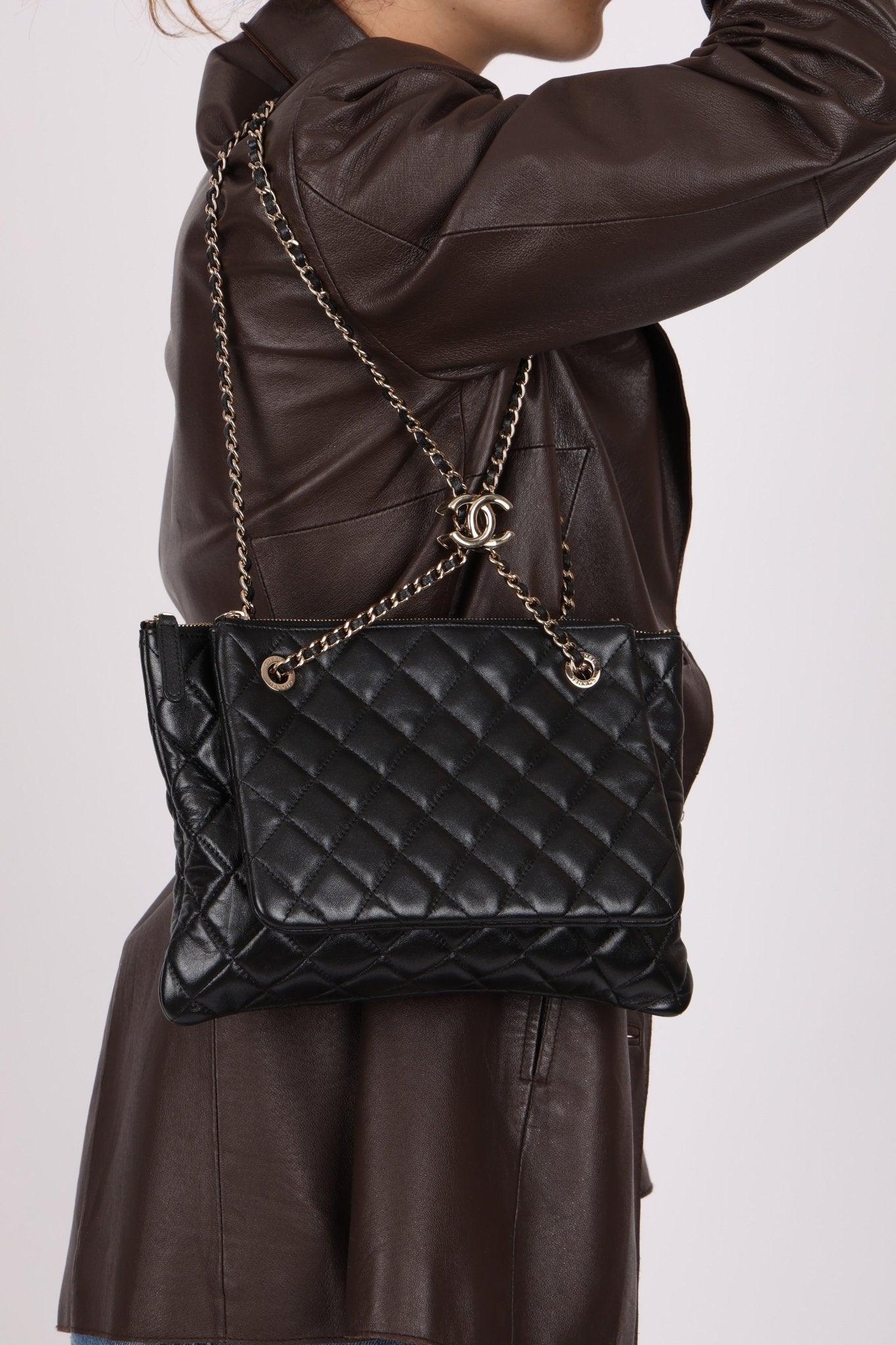 Chanel 2019 Shiny Lambskin Quilted Medium Double Case With Strap - FashioNica