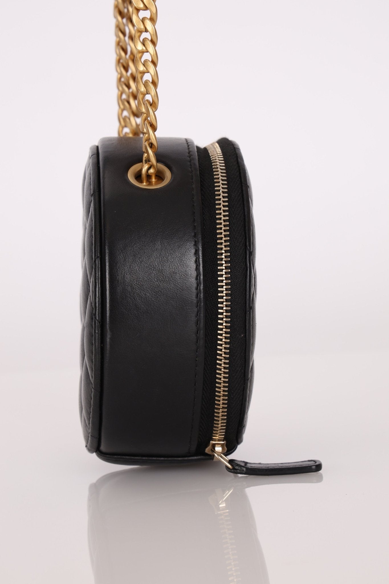 Chanel 2020 All - Slide Lambskin Quilted Pillow Crush Round Clutch With Chain - FashioNica