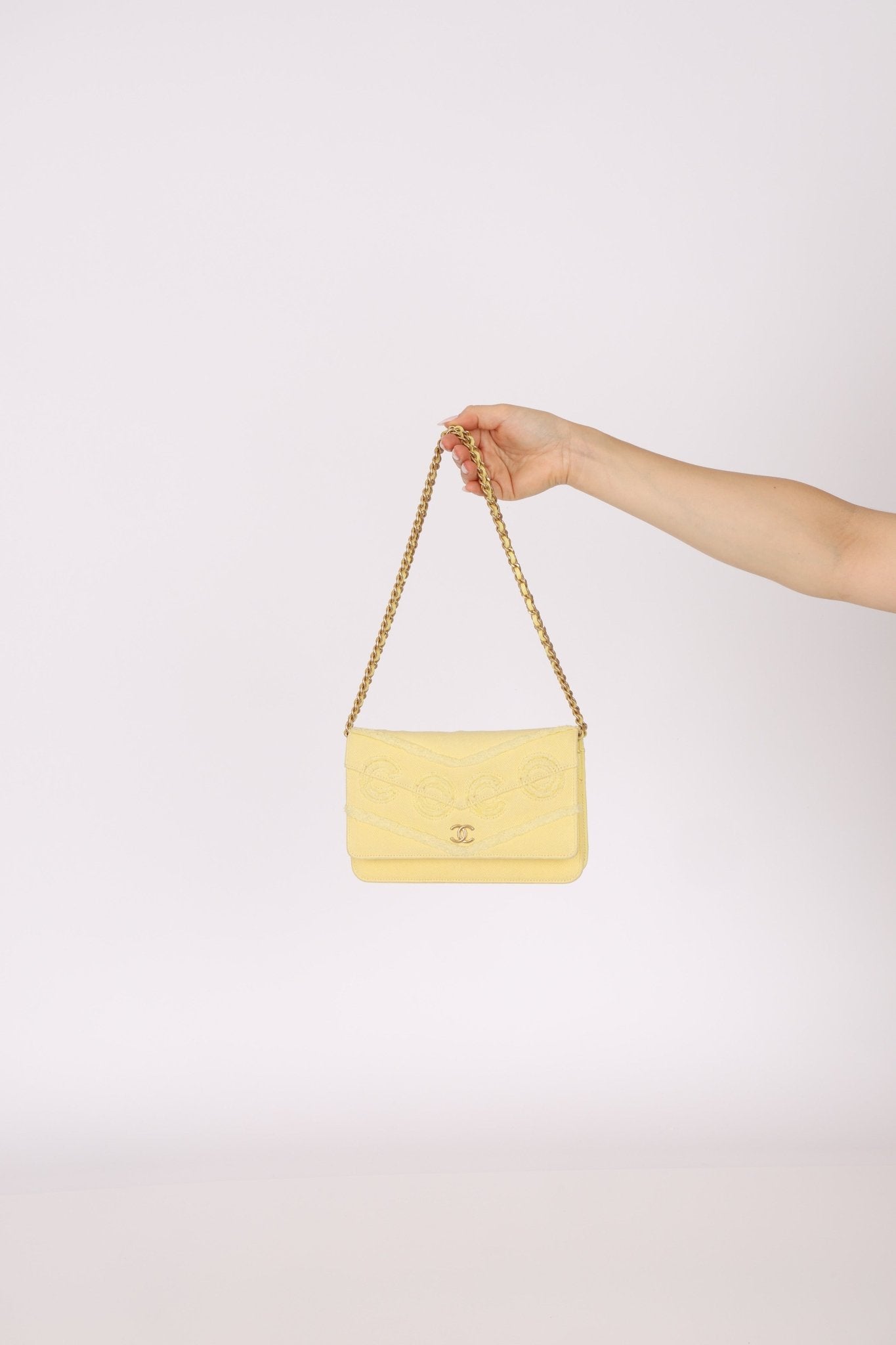 Chanel 2020 Butter Yellow Denim Coco Wallet On Chain - FashioNica