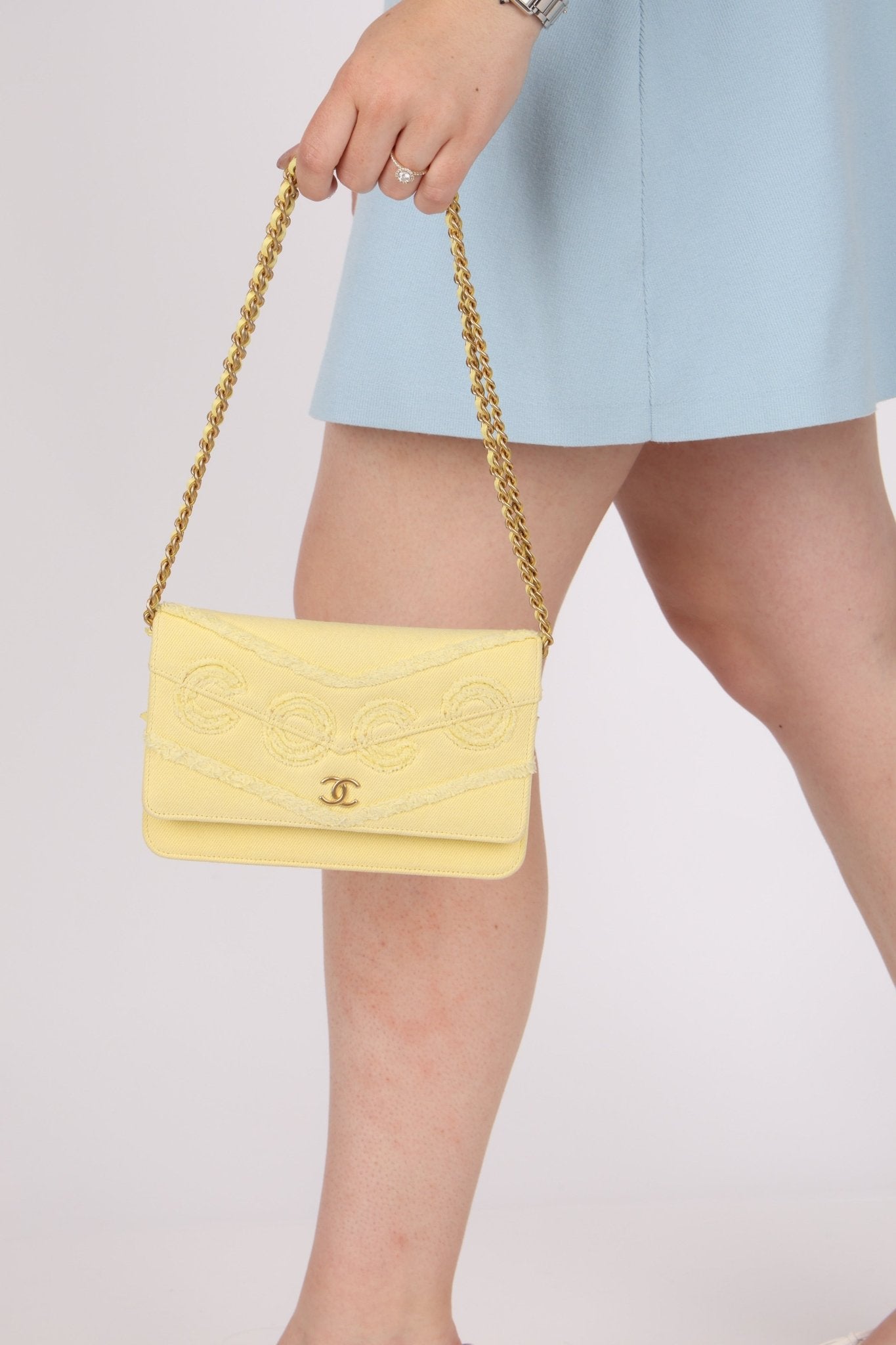 Chanel 2020 Butter Yellow Denim Coco Wallet On Chain - FashioNica