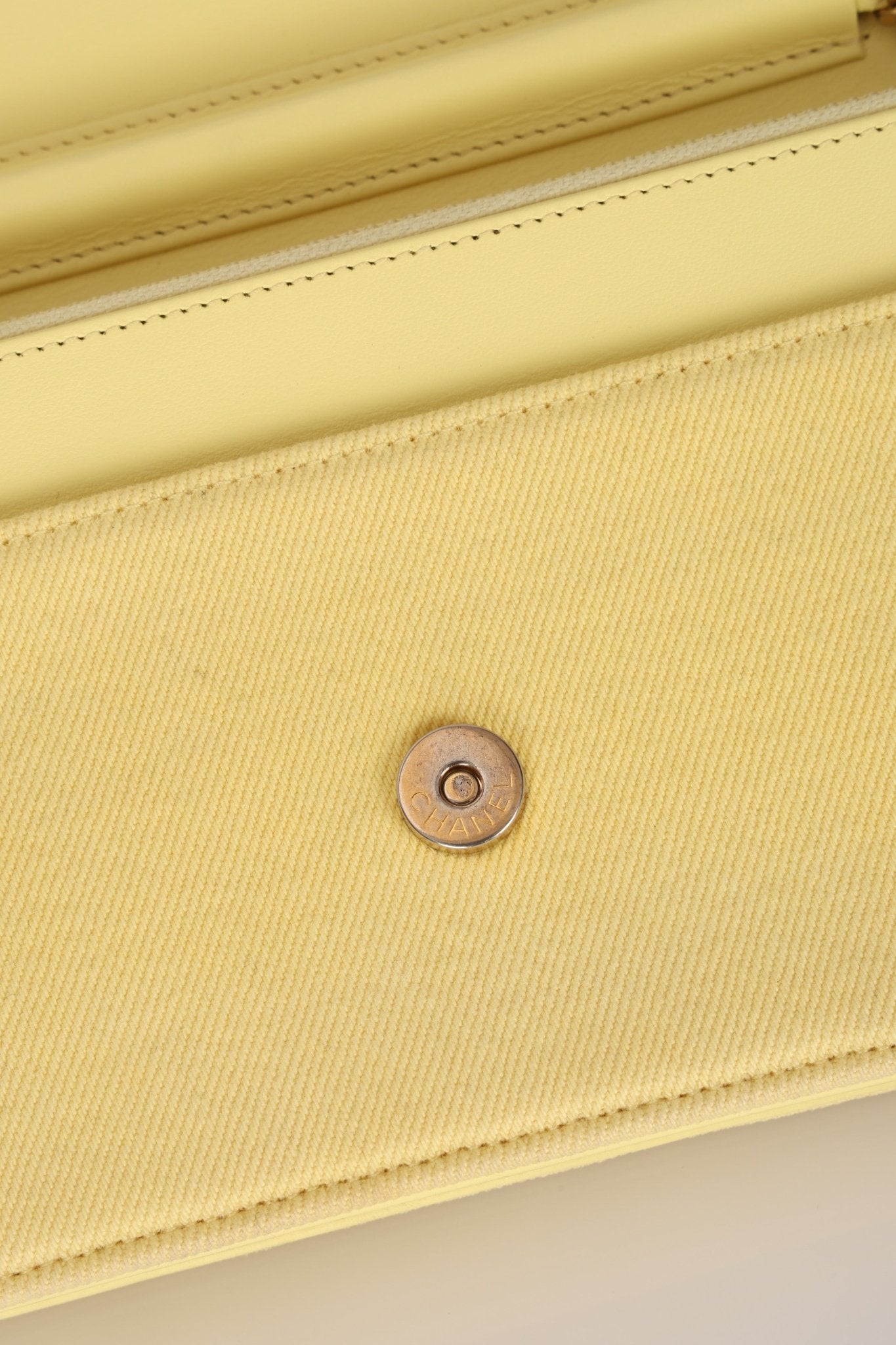 Chanel 2020 Butter Yellow Denim Coco Wallet On Chain - FashioNica