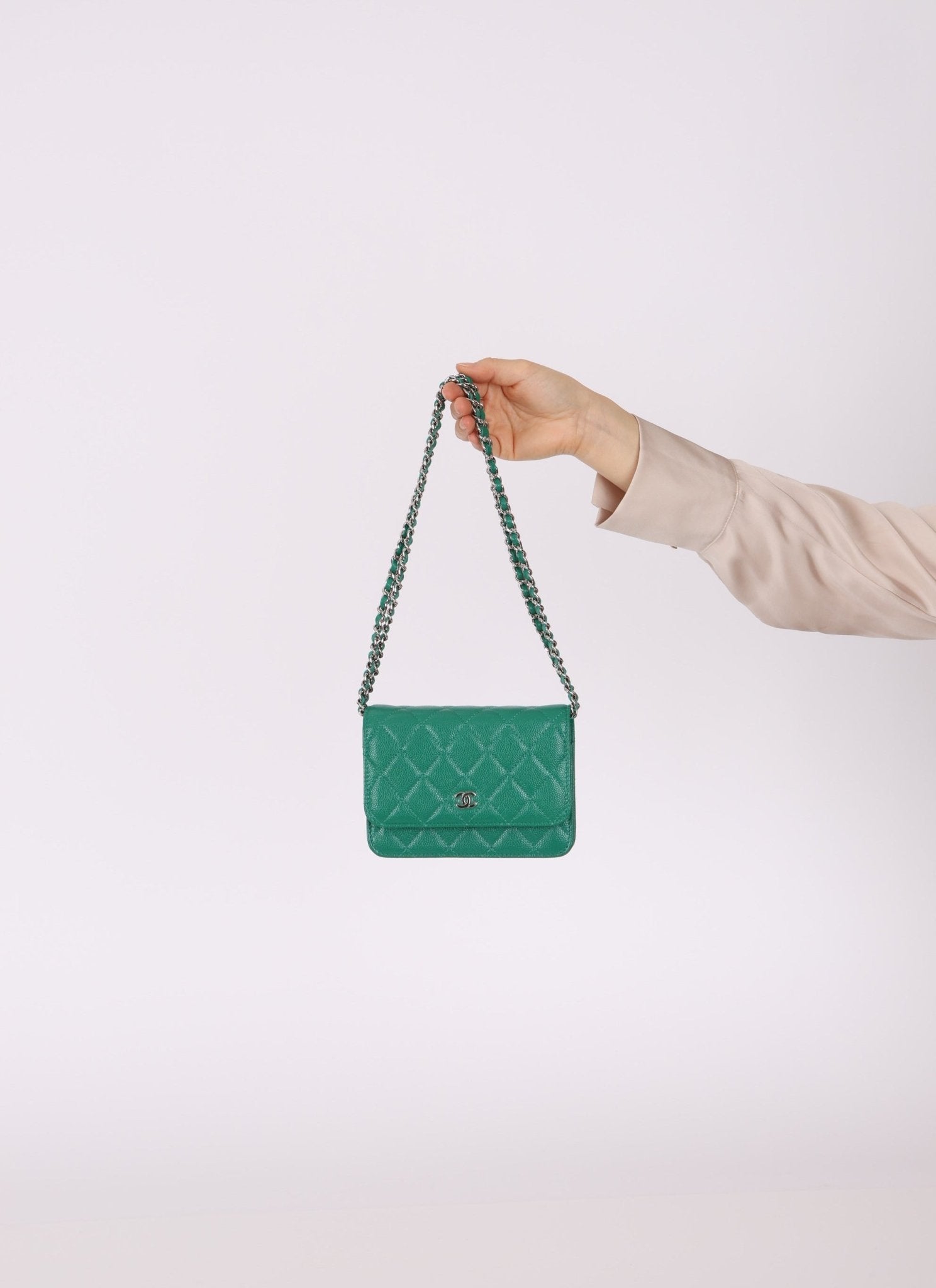 Chanel 2020 Emerald Caviar Mini Wallet on Chain - FashioNica