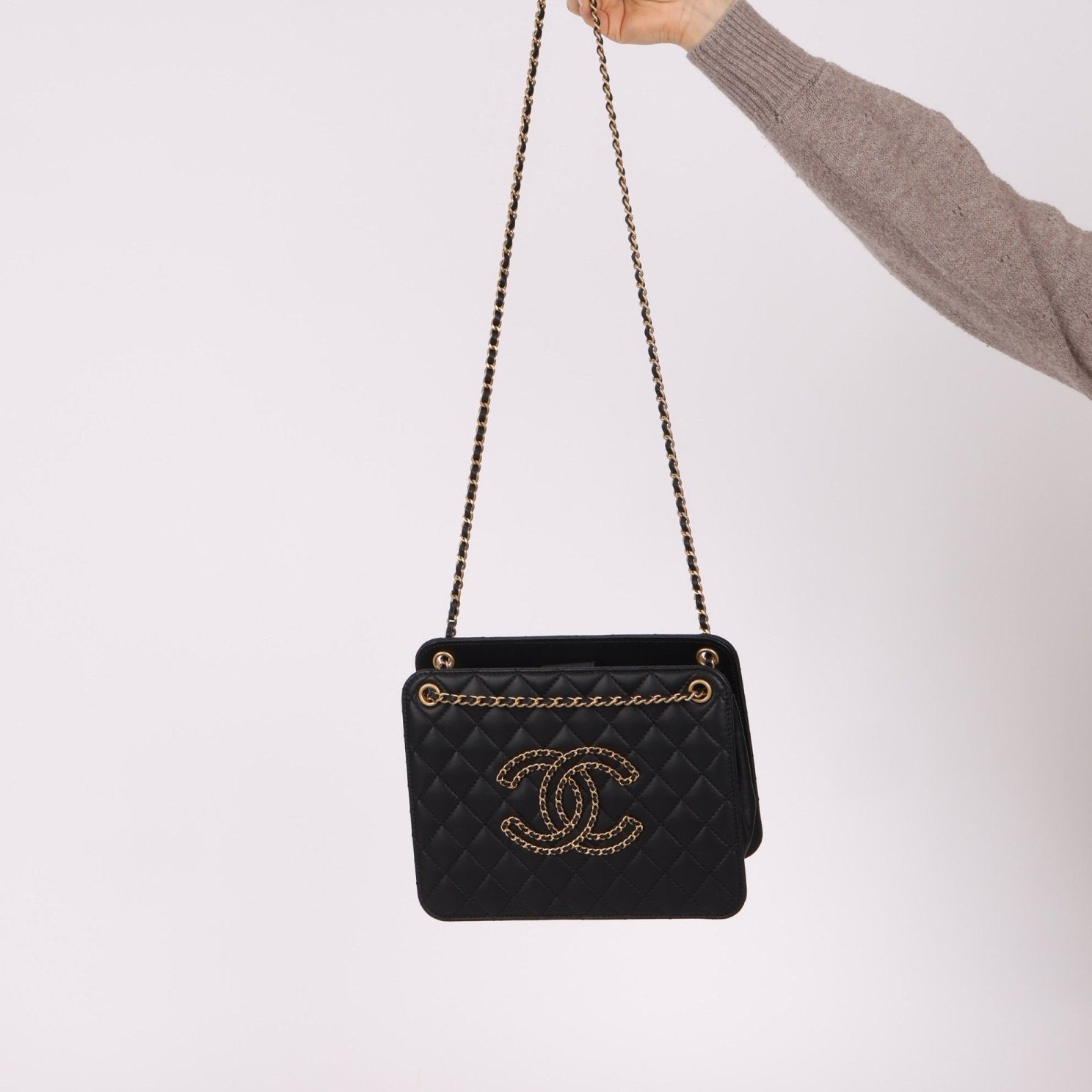 Chanel 2020 Lambskin Chain Logo Tote - FashioNica