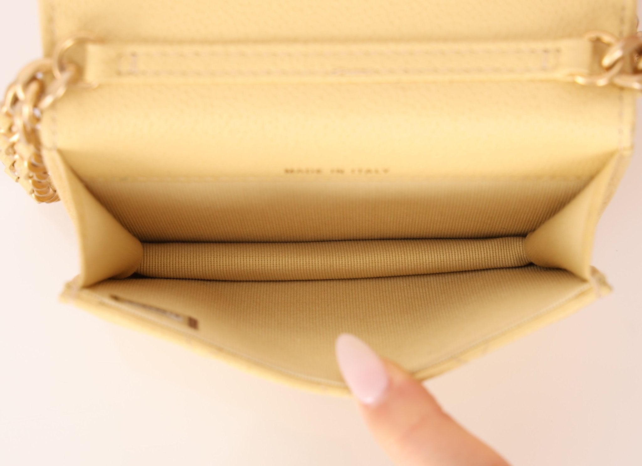 Chanel 2021 Caviar Butter Cardholder on Chain - FashioNica