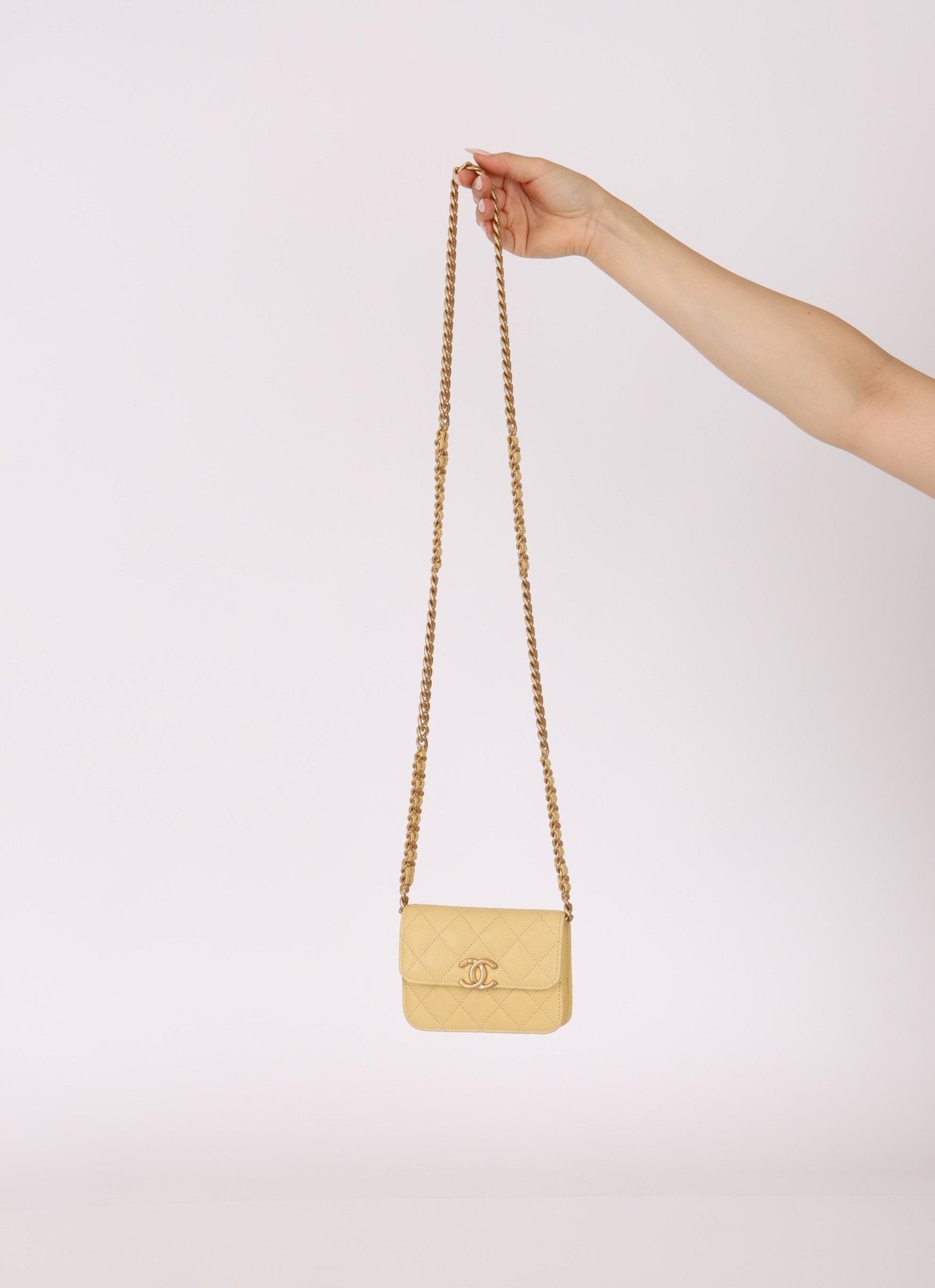 Chanel 2021 Caviar Butter Cardholder on Chain - FashioNica